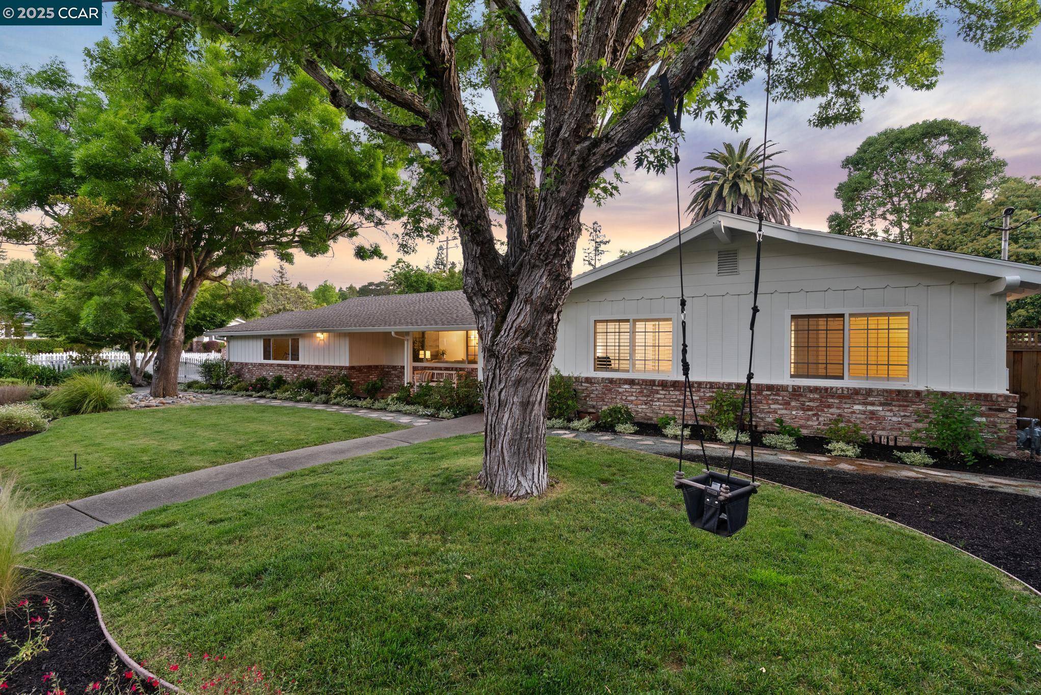 Lafayette, CA 94549,559 Silverado Dr