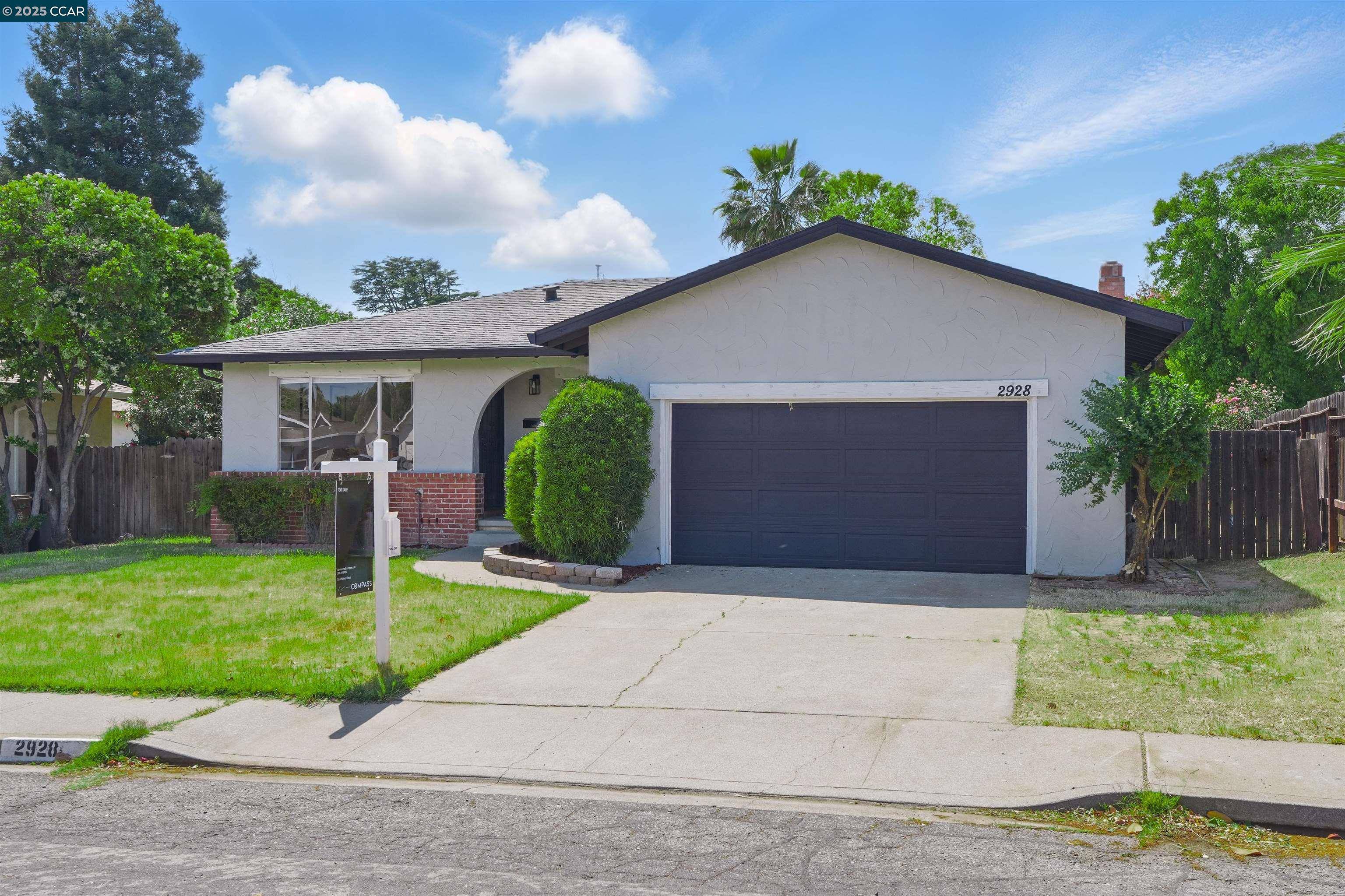 Antioch, CA 94509,2928 El Monte Way