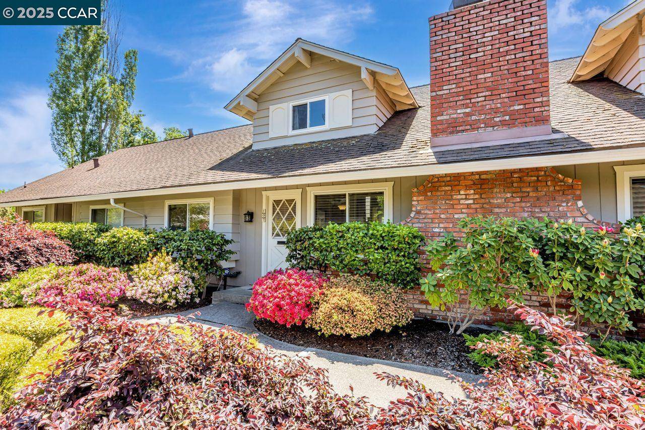 Moraga, CA 94556,107 Miramonte Dr