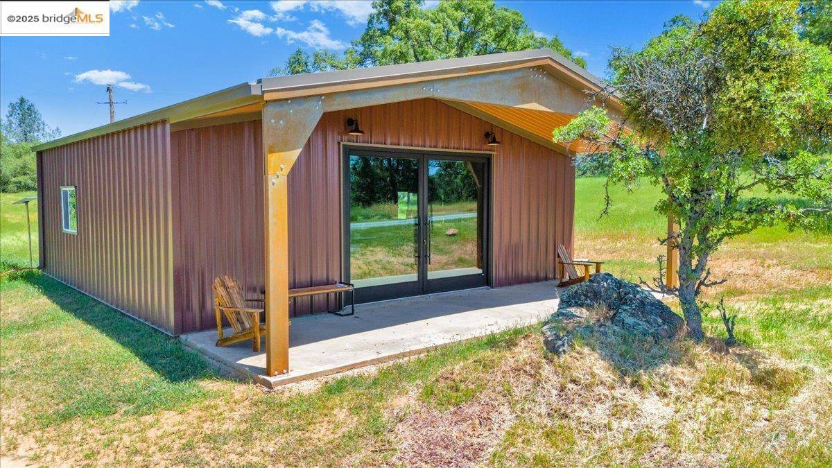 Sonora, CA 95370,16180 Yosemite