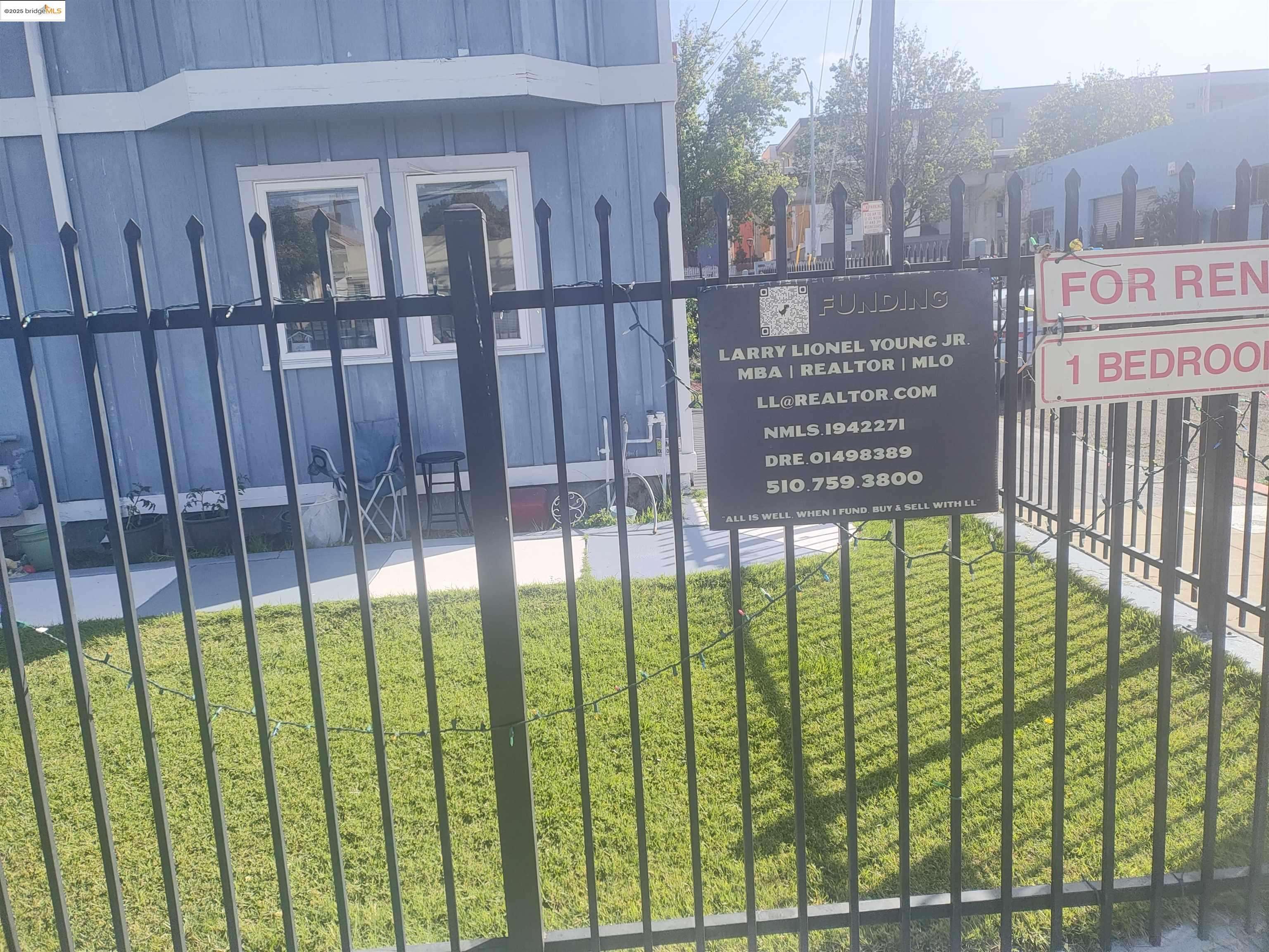 Oakland, CA 94601,3532 San Leandro St #B