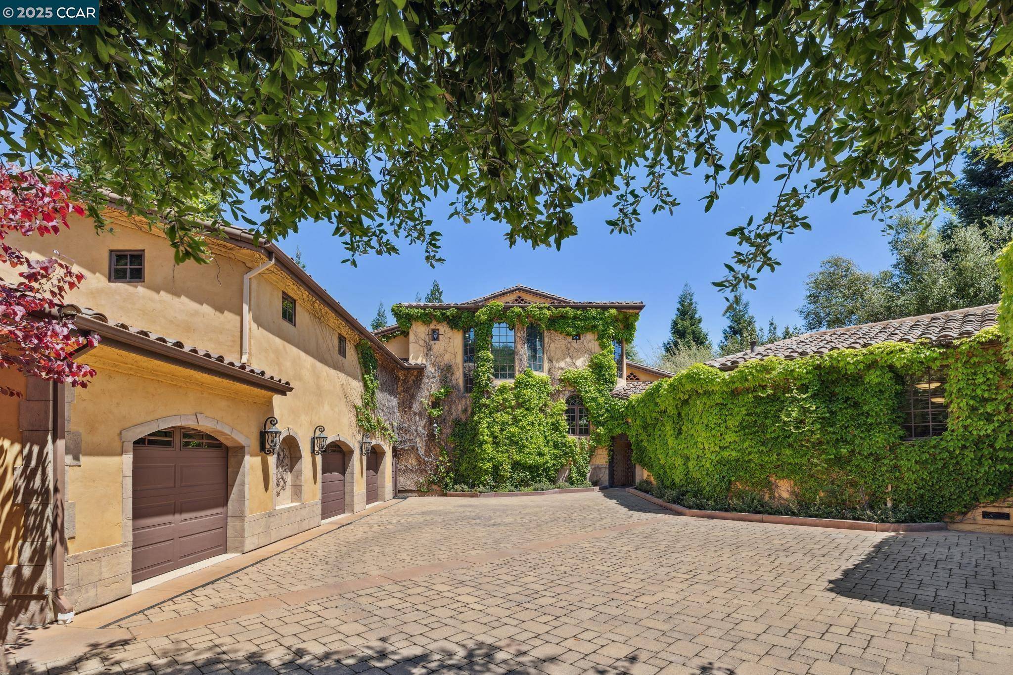 Walnut Creek, CA 94598,3711 Northgate Woods Court