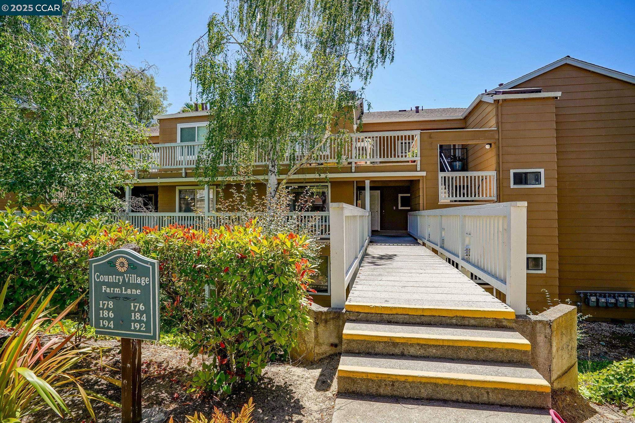 Martinez, CA 94553,186 Farm Ln