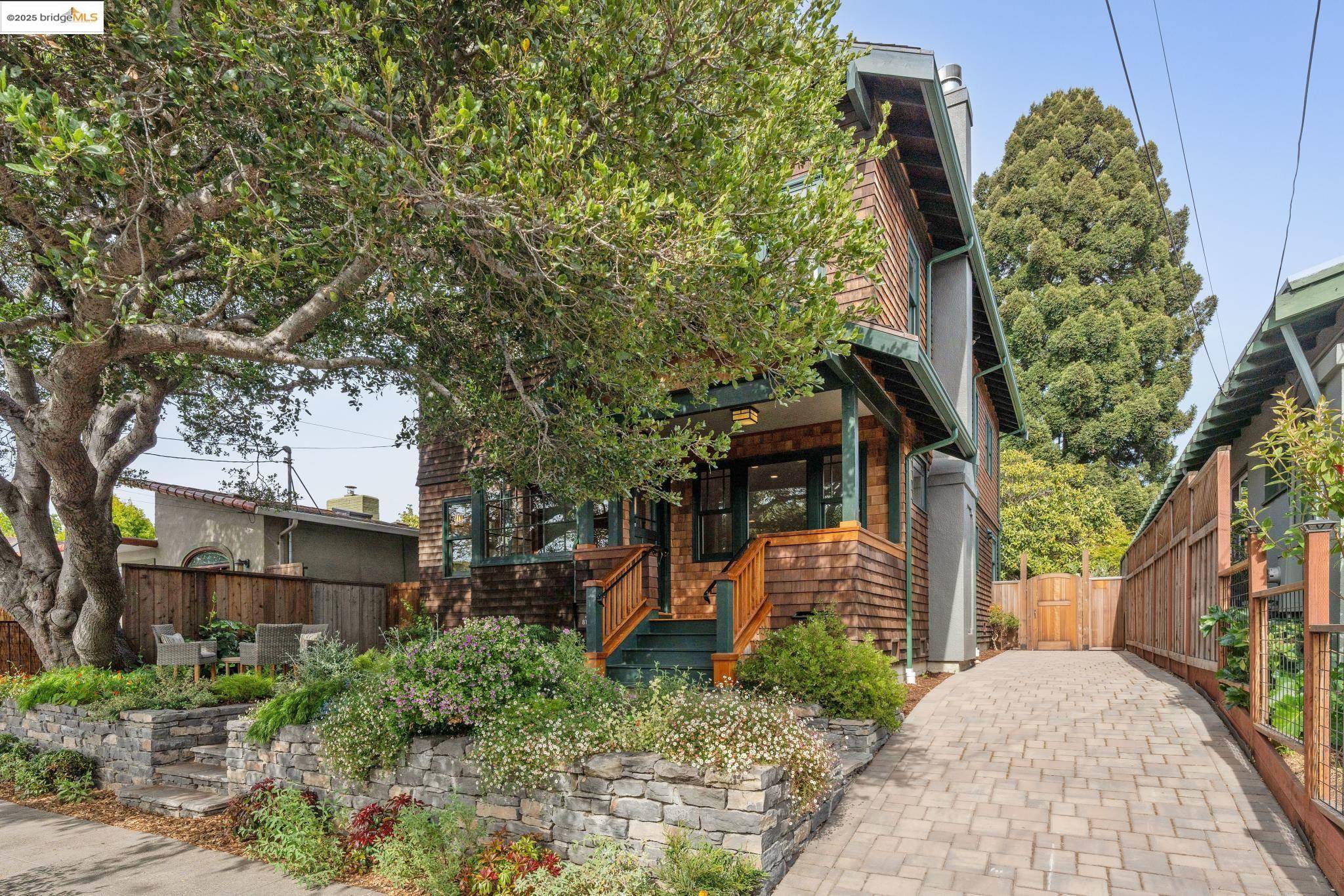 Albany, CA 94706,817 Curtis St