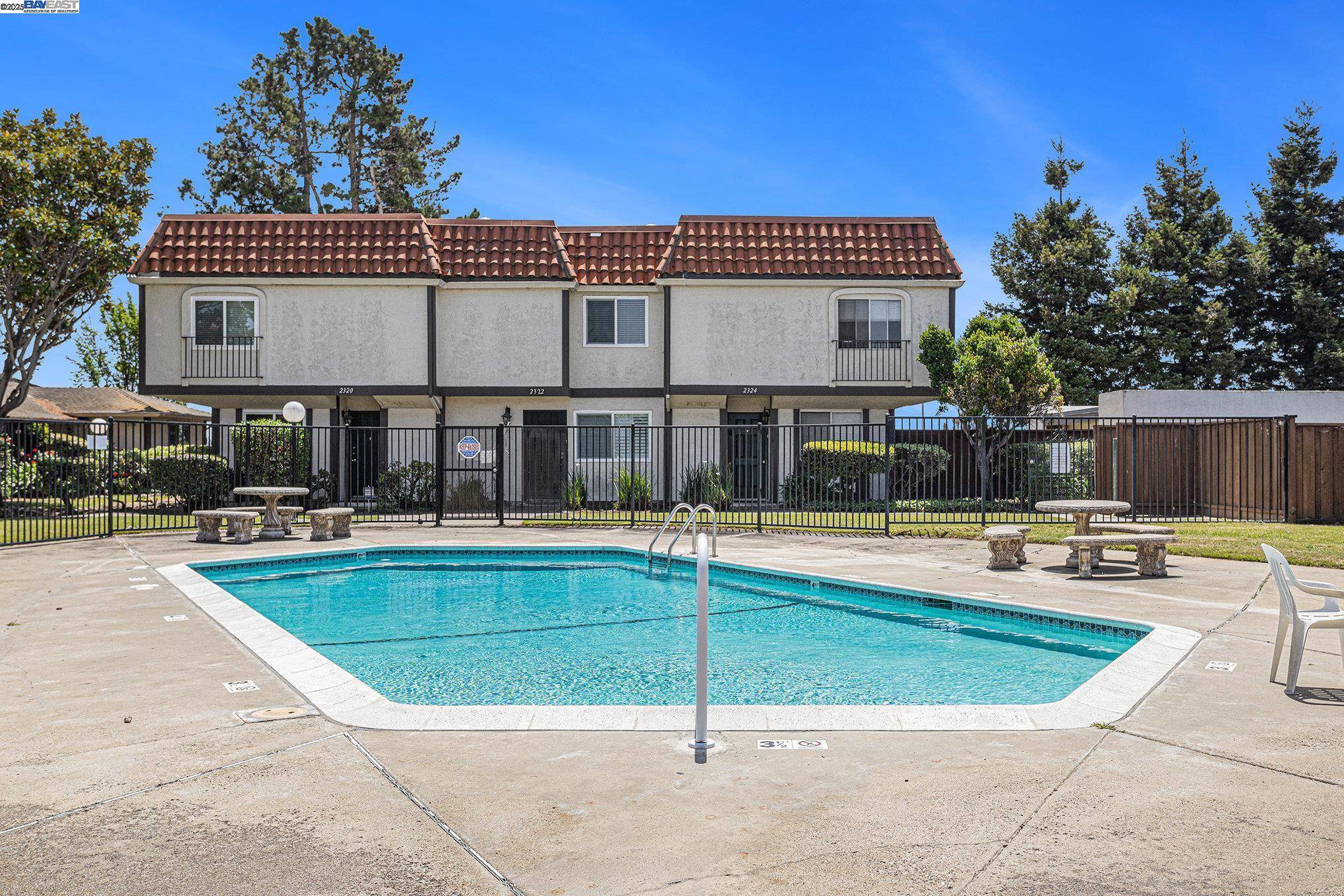 San Leandro, CA 94577,14725 Doolittle Dr