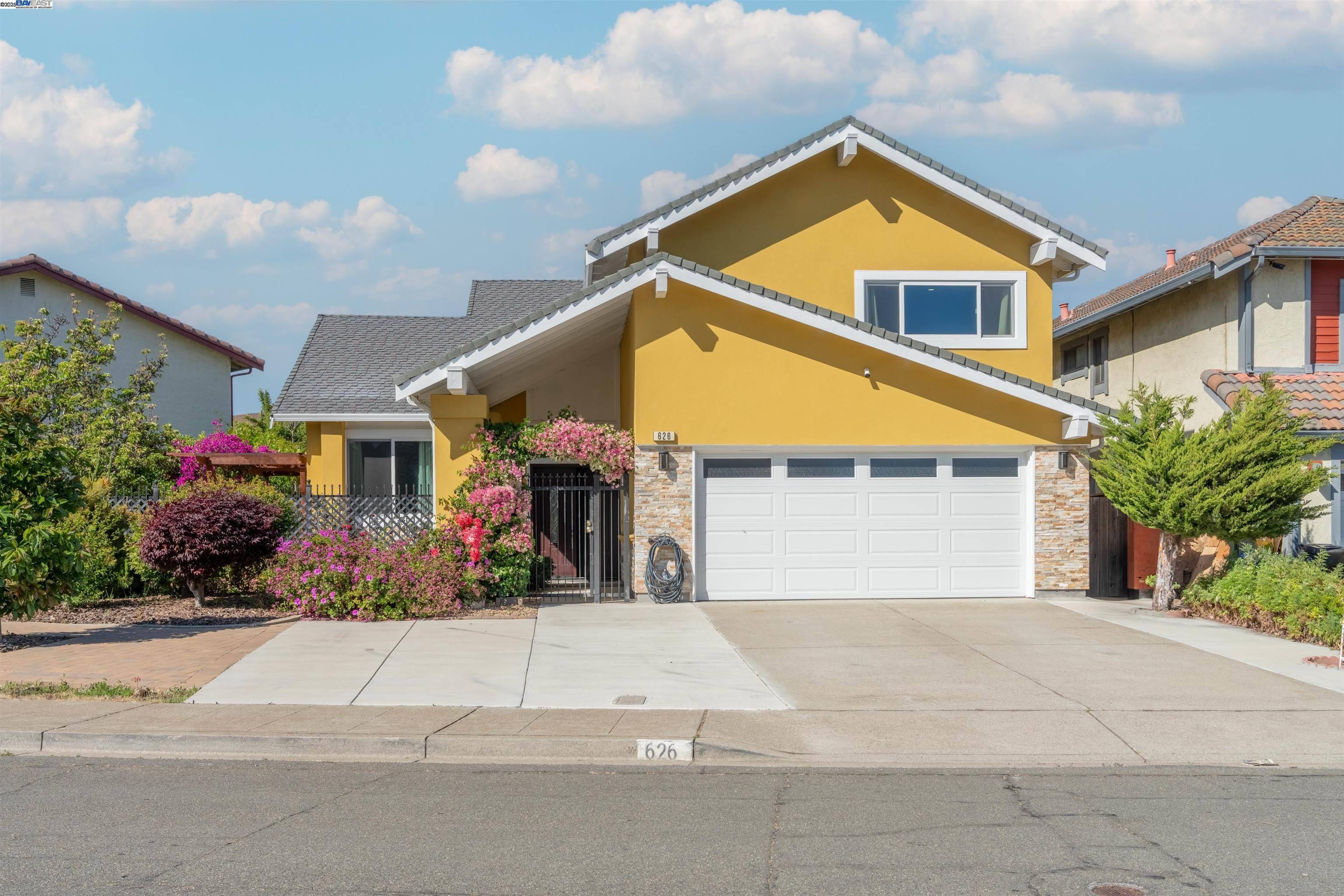 San Leandro, CA 94578,626 Hollyhock Dr