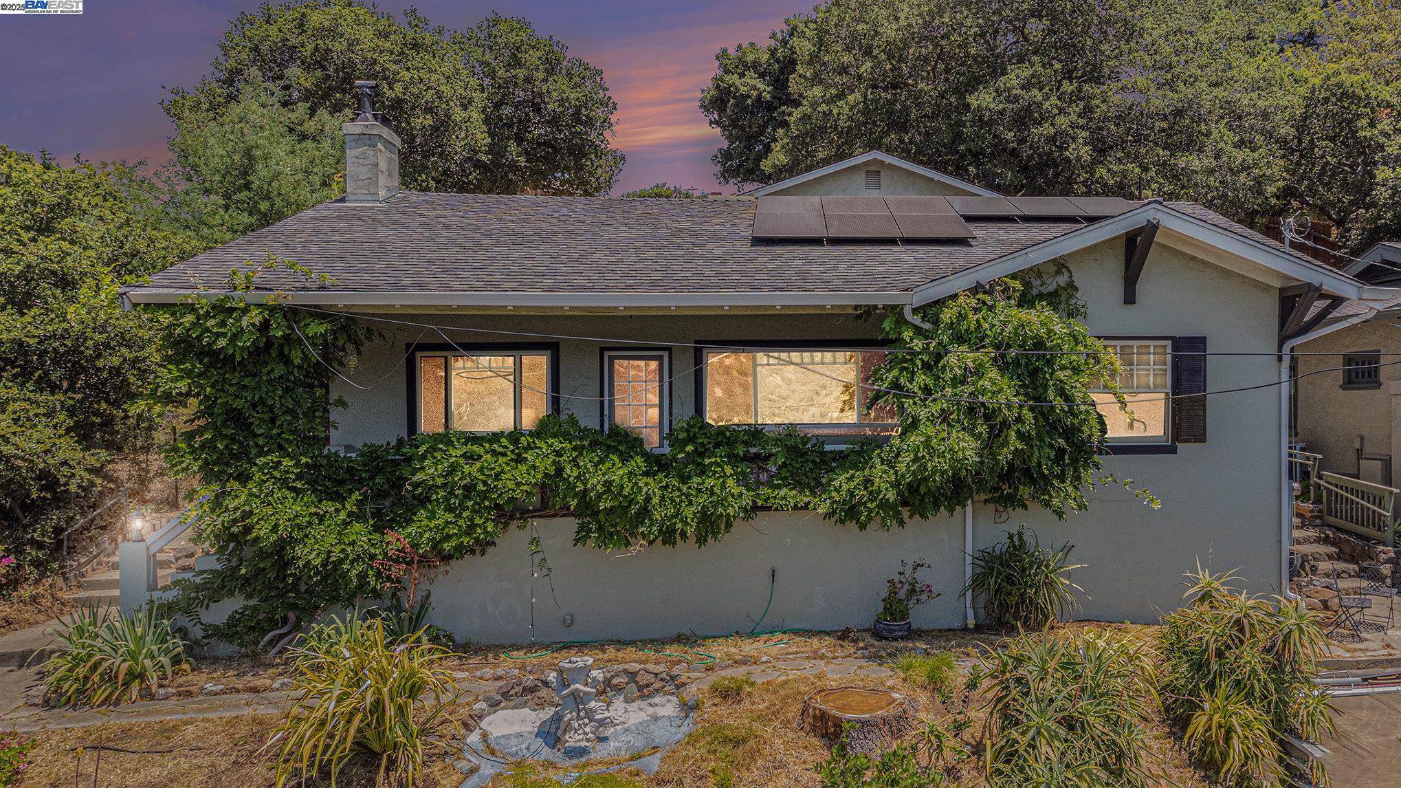 Martinez, CA 94553,925 GRANDVIEW AVE