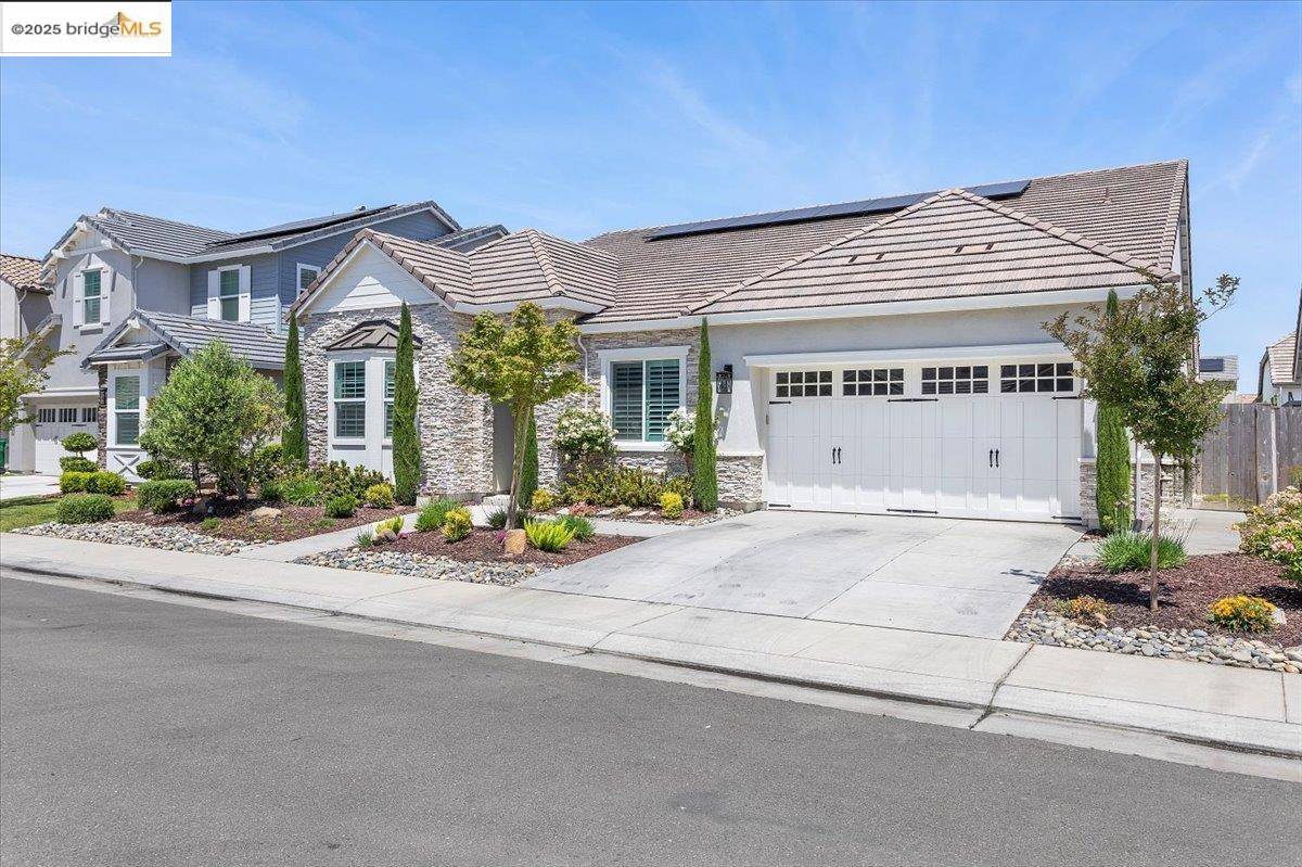 Lodi, CA 95242,2939 Valencia St