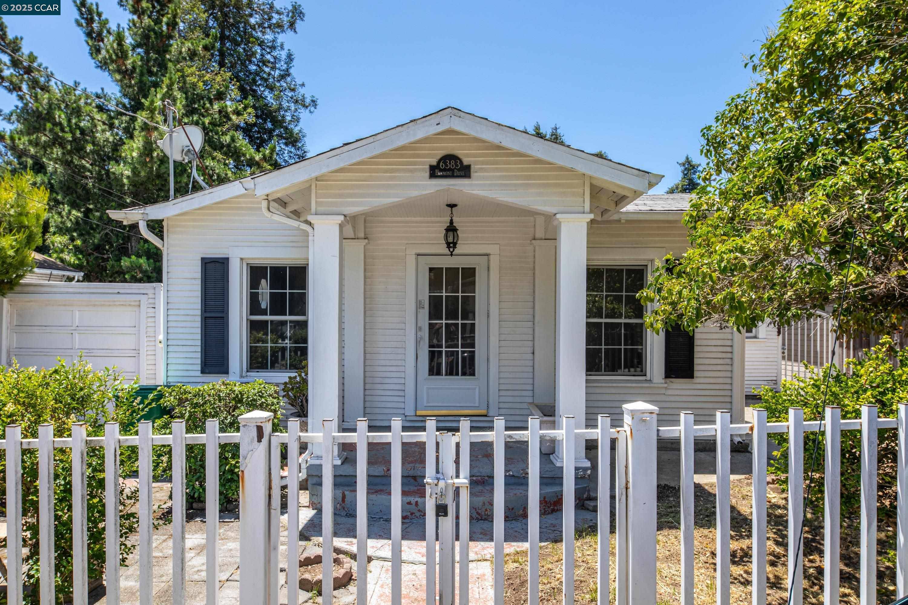 Oakland, CA 94605,6383 Hillmont Dr