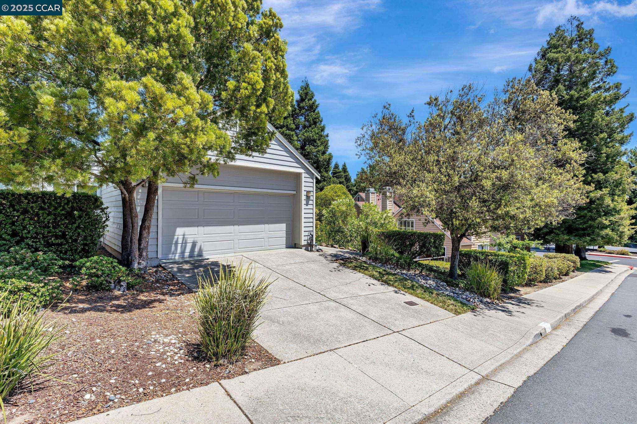Danville, CA 94526,1806 Ridgeland Circle