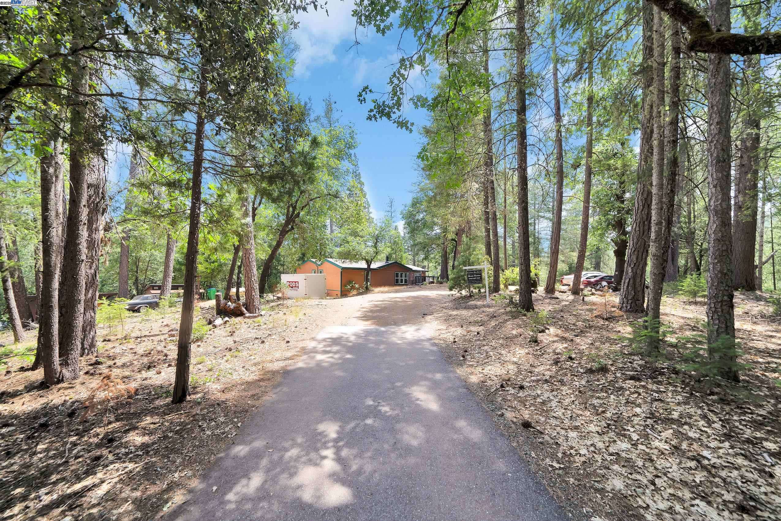 Grass Valley, CA 95945,13567 Raccoon Mountain Rd