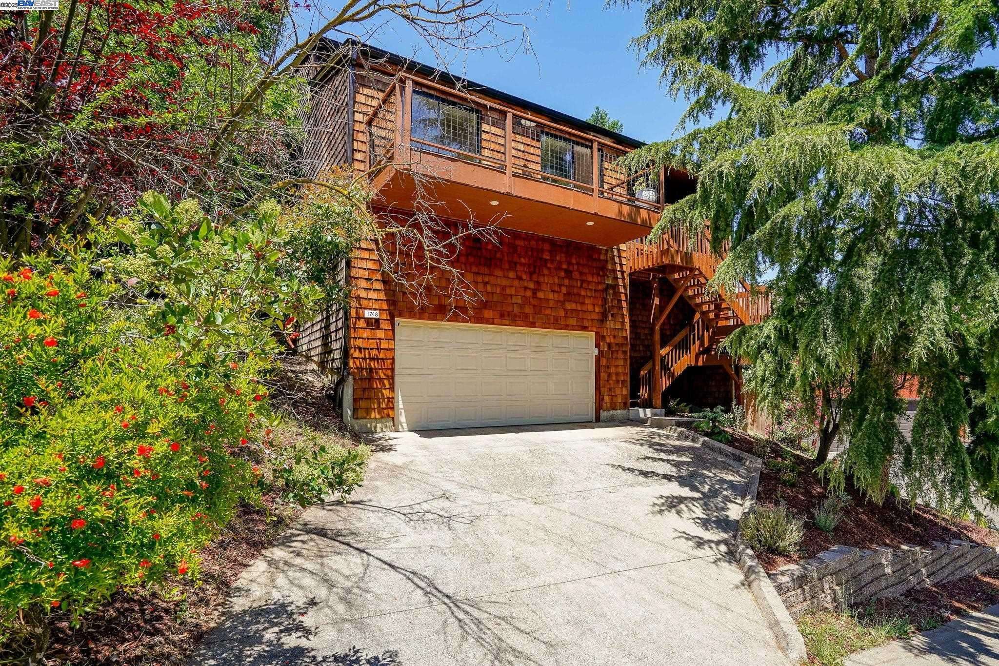 Martinez, CA 94553,1748 Duncan Dr