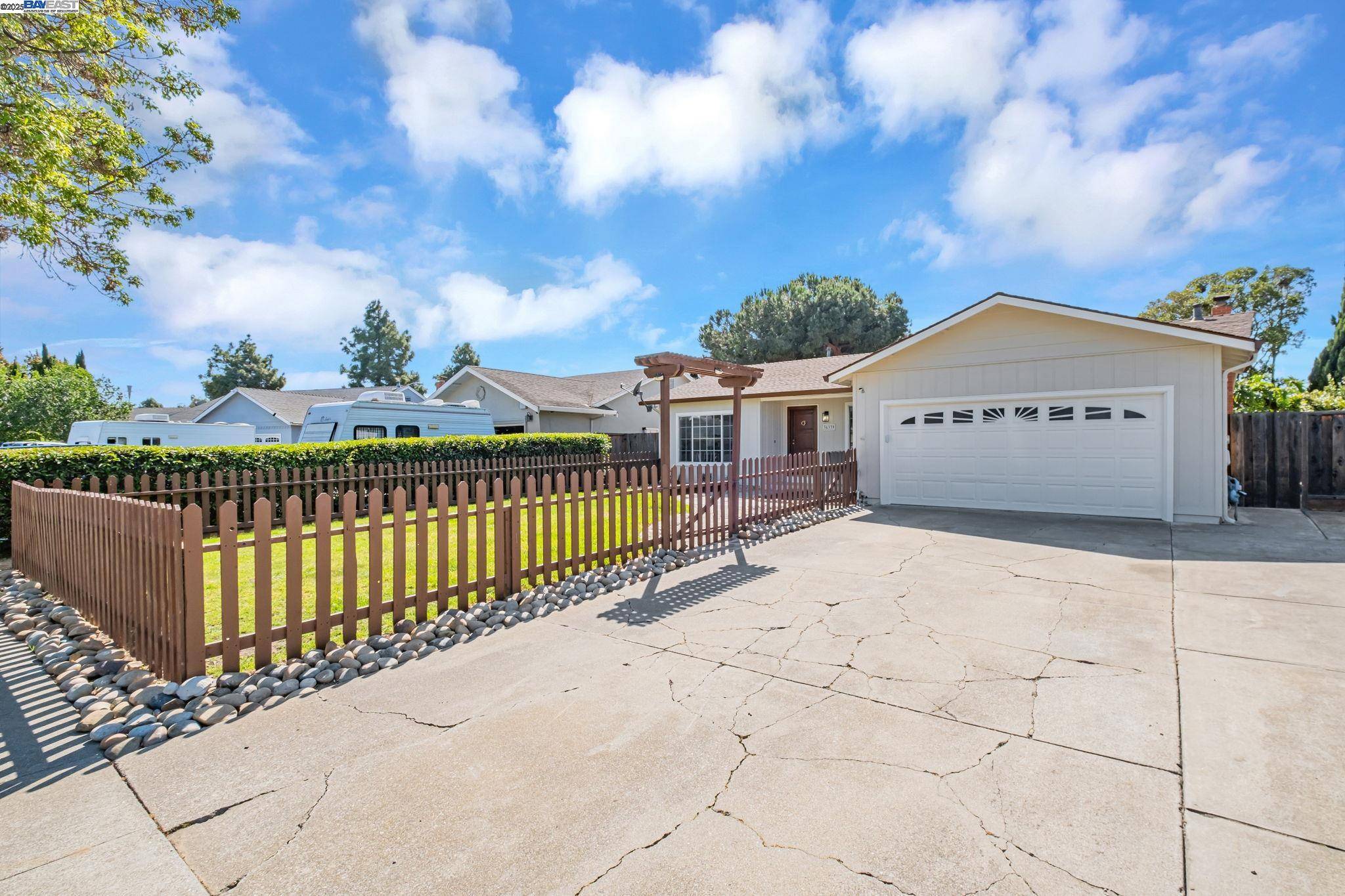 Newark, CA 94560,36339 Beech Pl