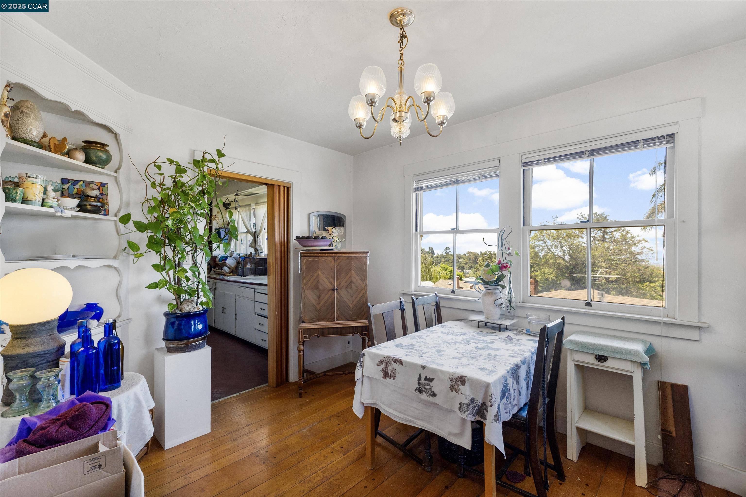 Oakland, CA 94605,4210 Mountain View Ave