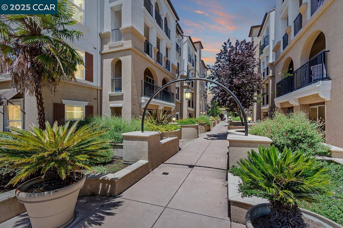 Dublin, CA 94568,3420 Finnian Way #314