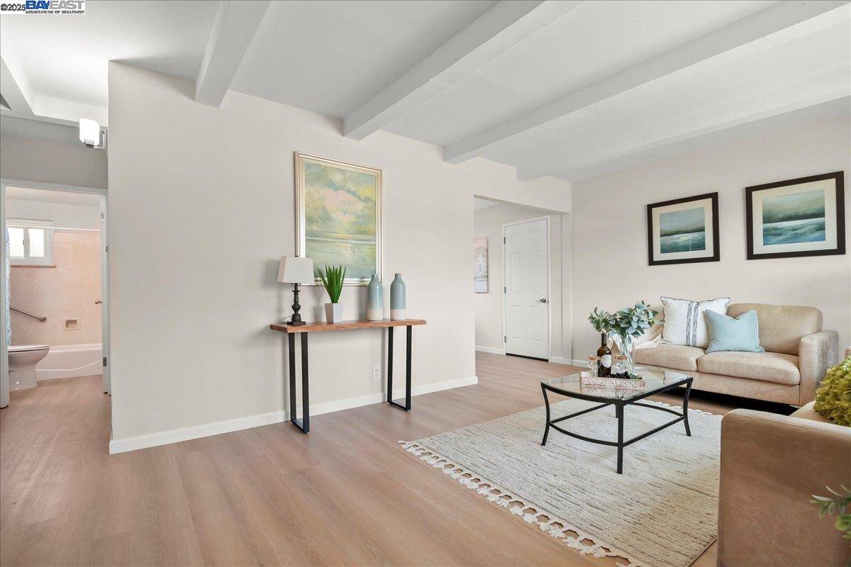 Newark, CA 94560,36533 Ruschin Dr