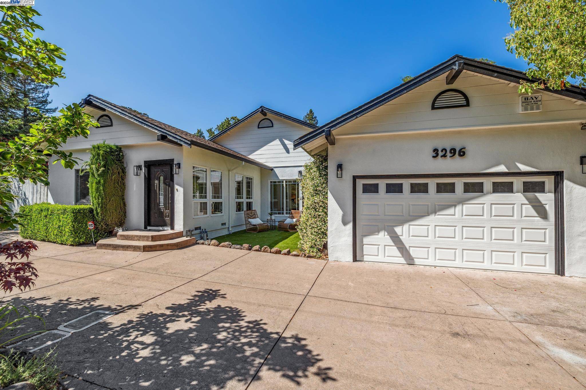 Lafayette, CA 94549,3296 Walnut Ln