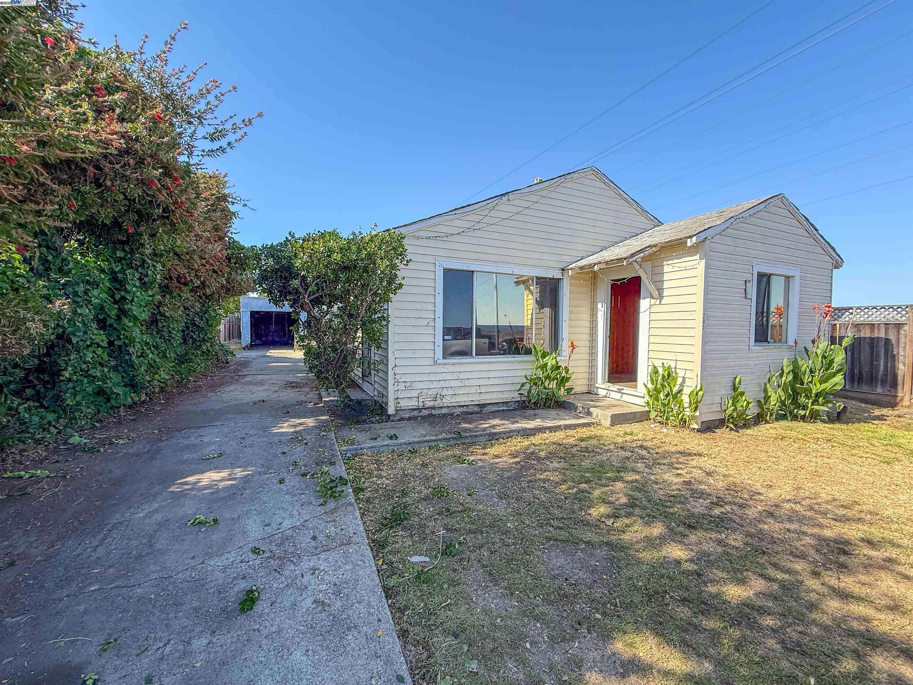 East Palo Alto, CA 94303,1285 Cypress St