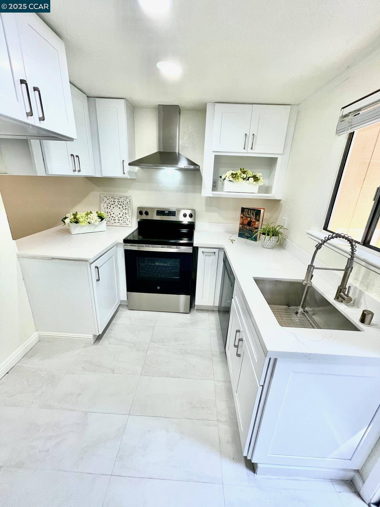 Concord, CA 94521,1520 Schenone Ct #12