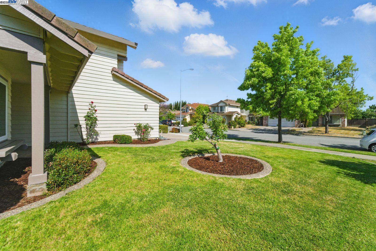 Fremont, CA 94538,4423 Bush Cir