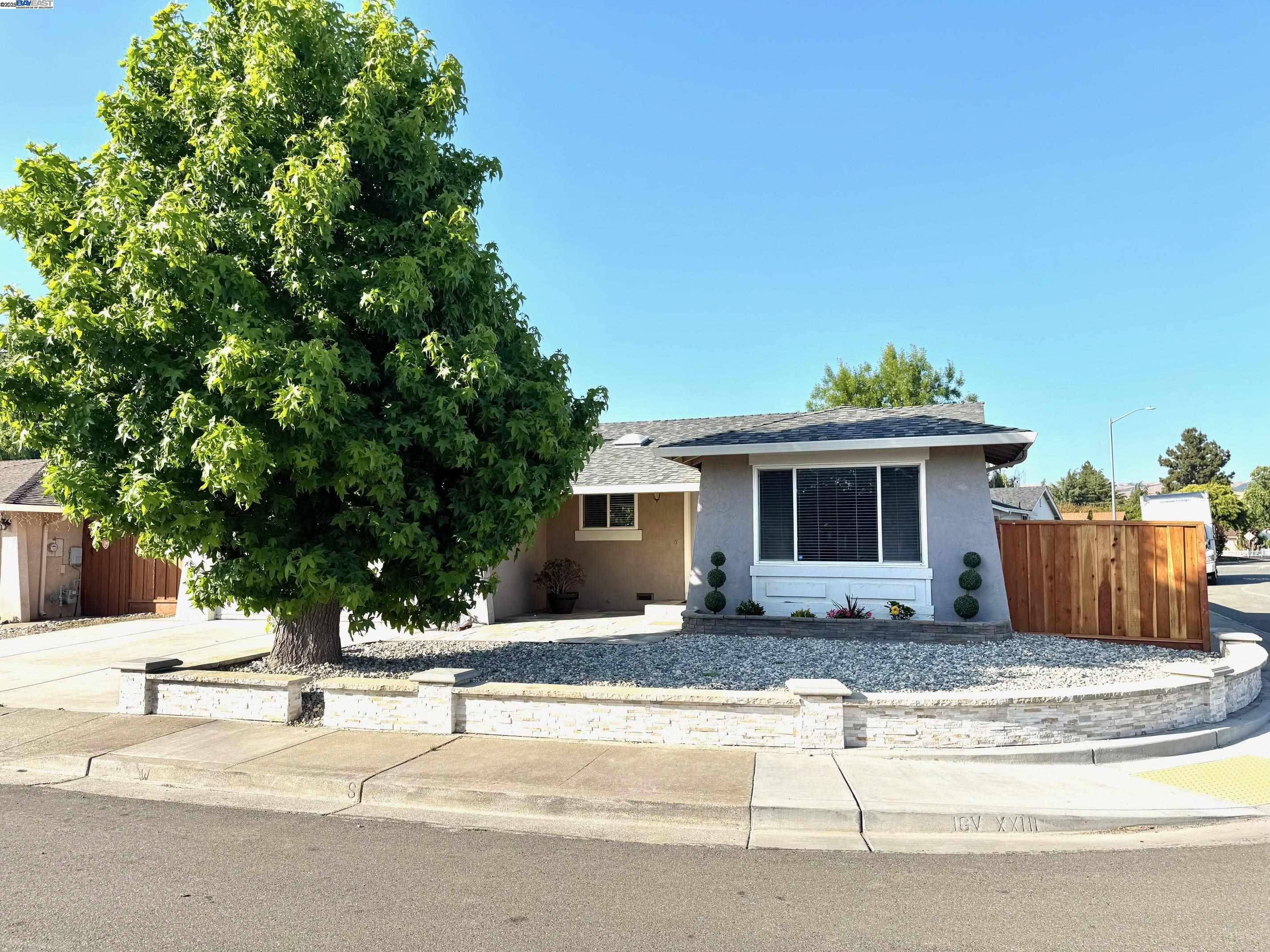 Fremont, CA 94555,34288 Torrington Pl