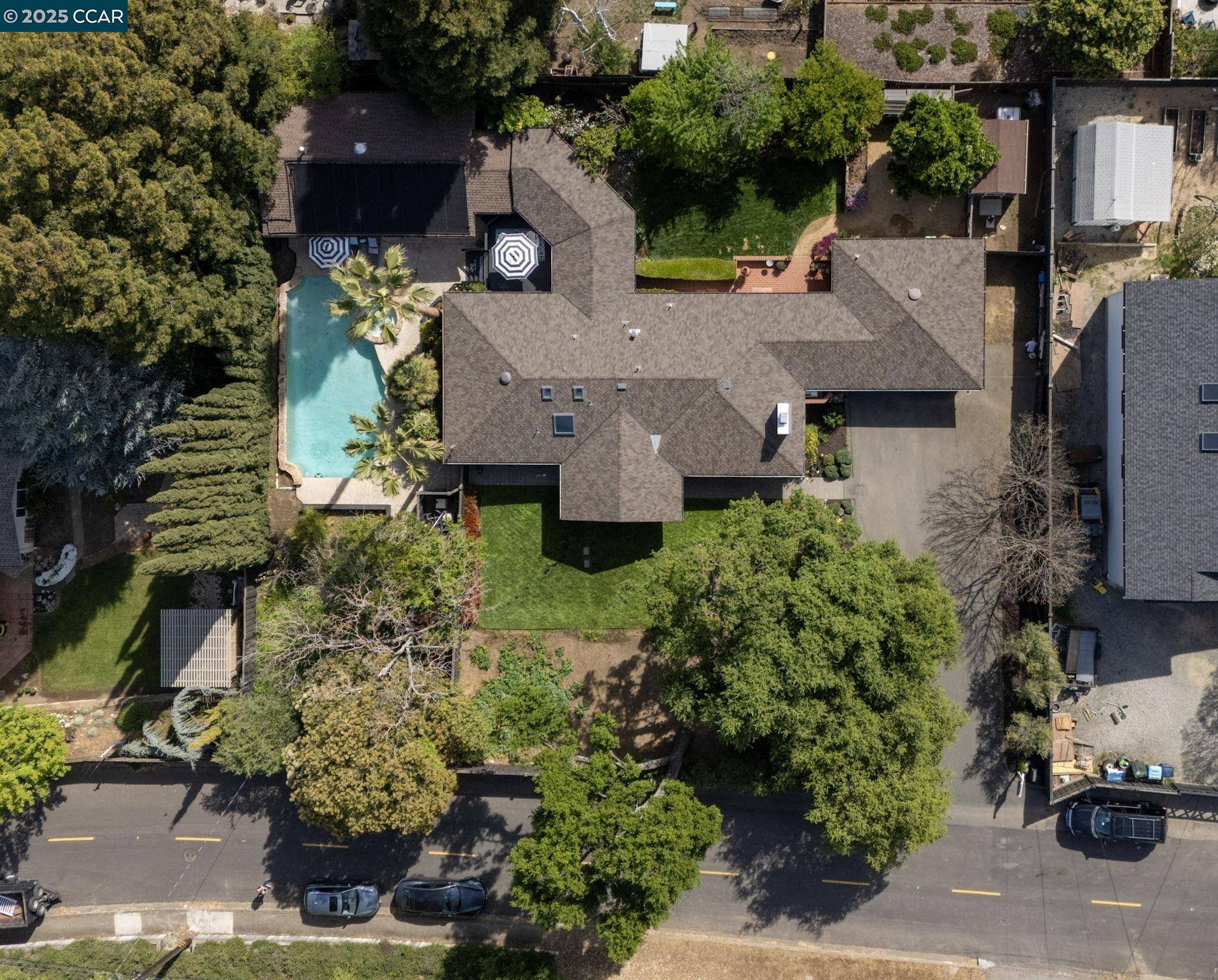 Martinez, CA 94553,4421 Canyon Way