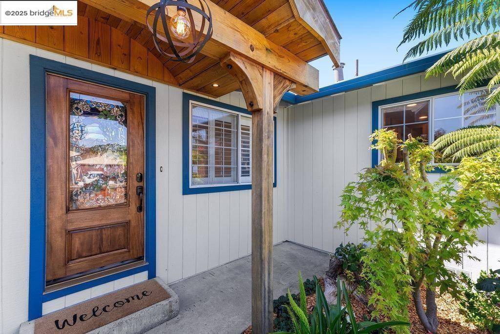 Santa Cruz, CA 95062,2257 Juan Pablo LN