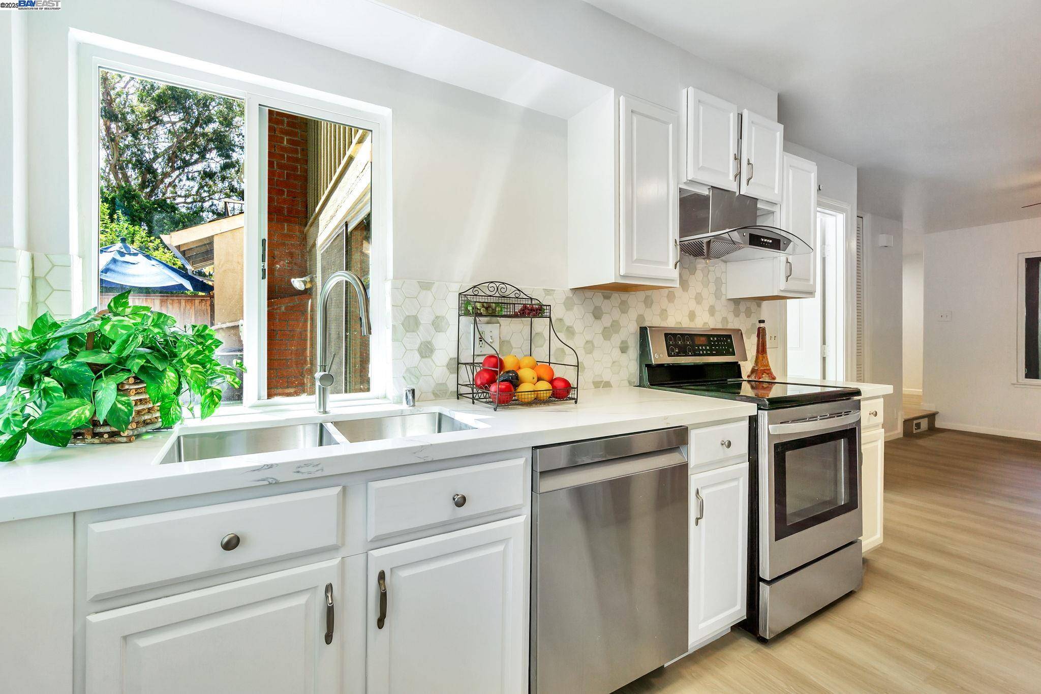 Walnut Creek, CA 94598,208 Siskiyou Ct