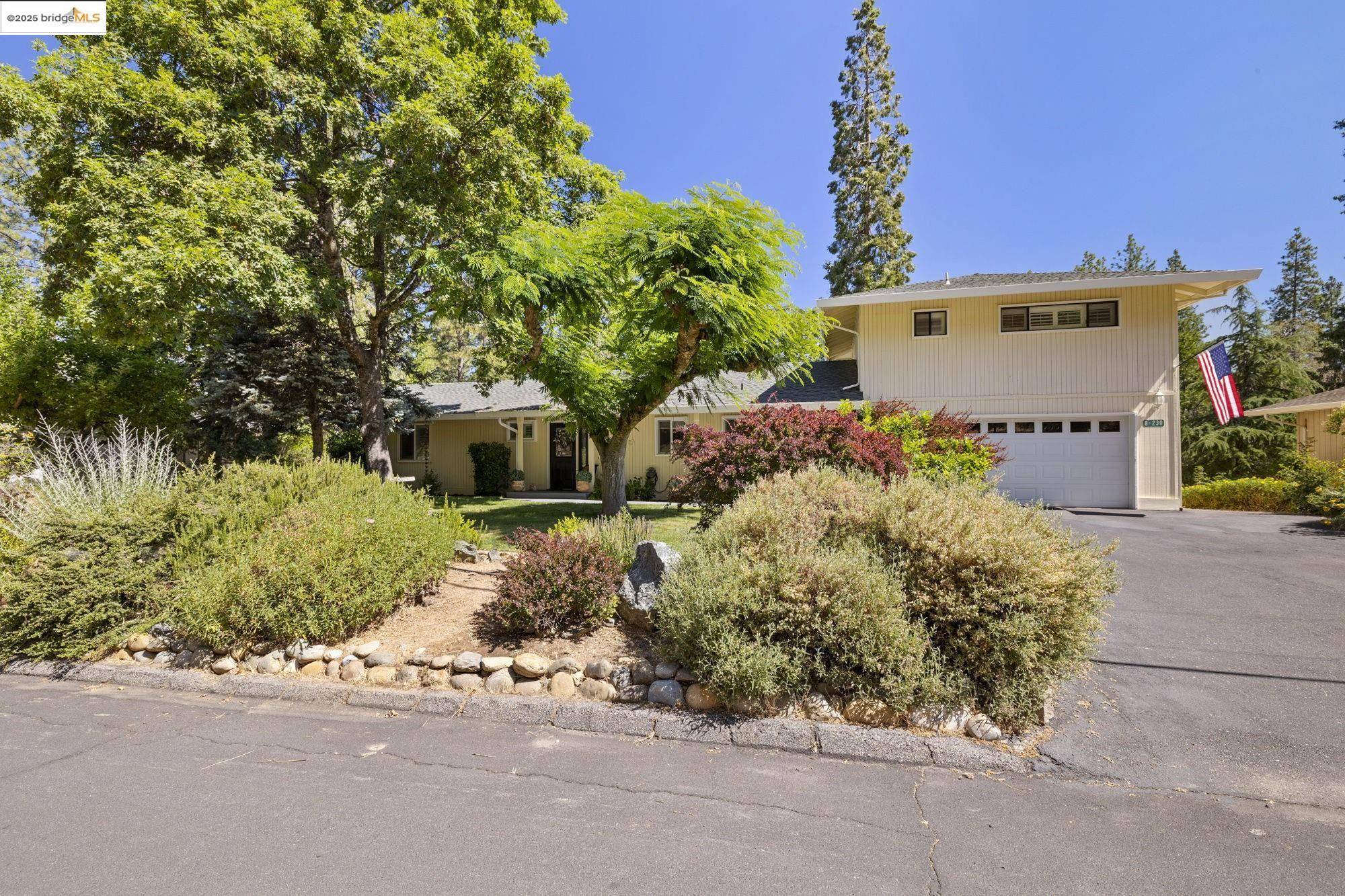 Groveland, CA 95321,19716 Butler Way