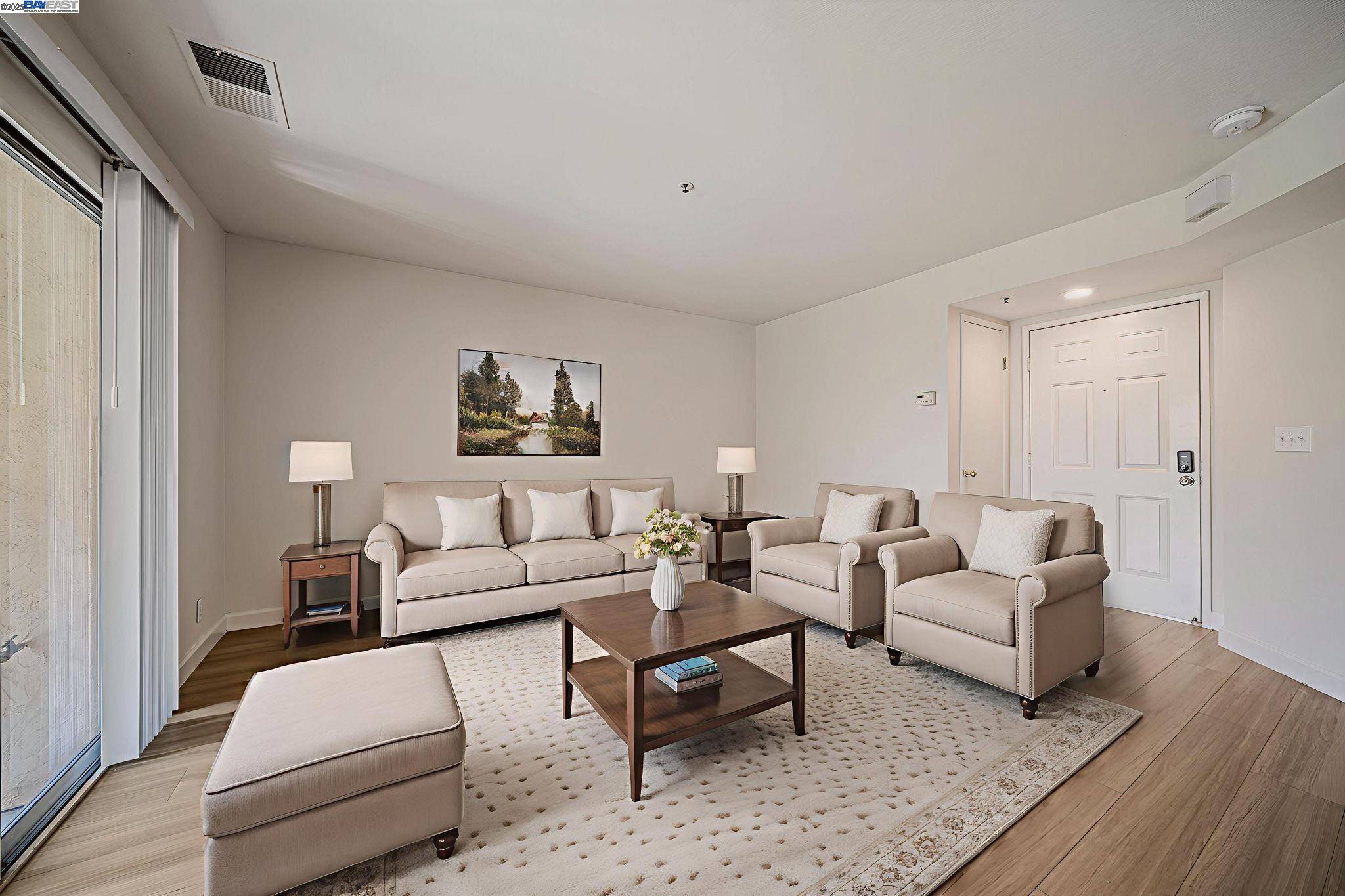 Livermore, CA 94550,4772 Nicol Cmn #101