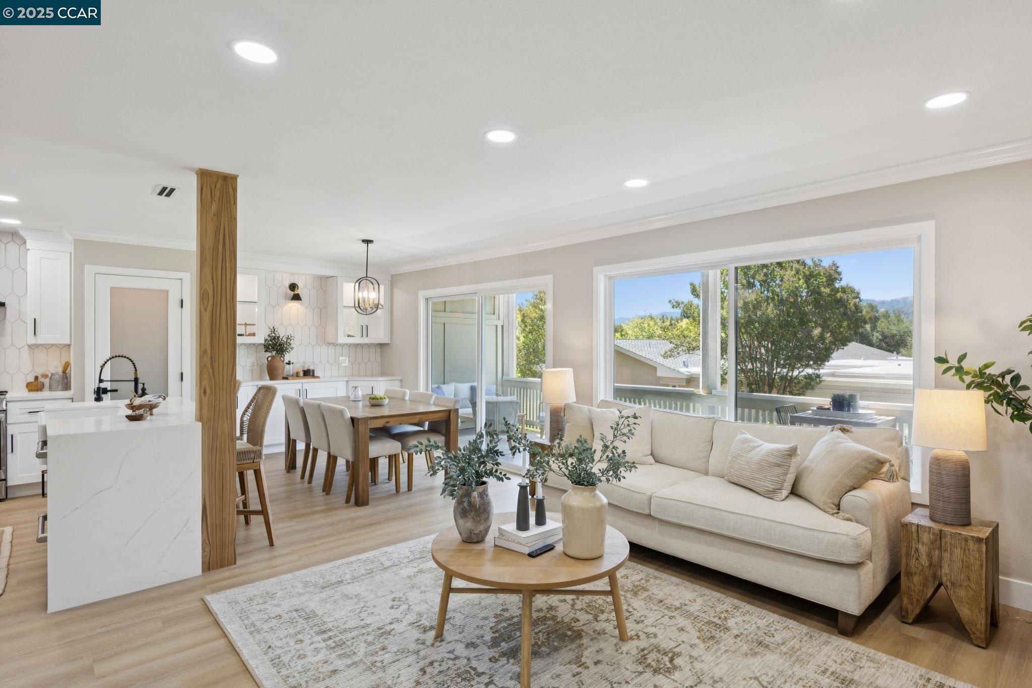 Walnut Creek, CA 94595,2101 Golden Rain Rd #14
