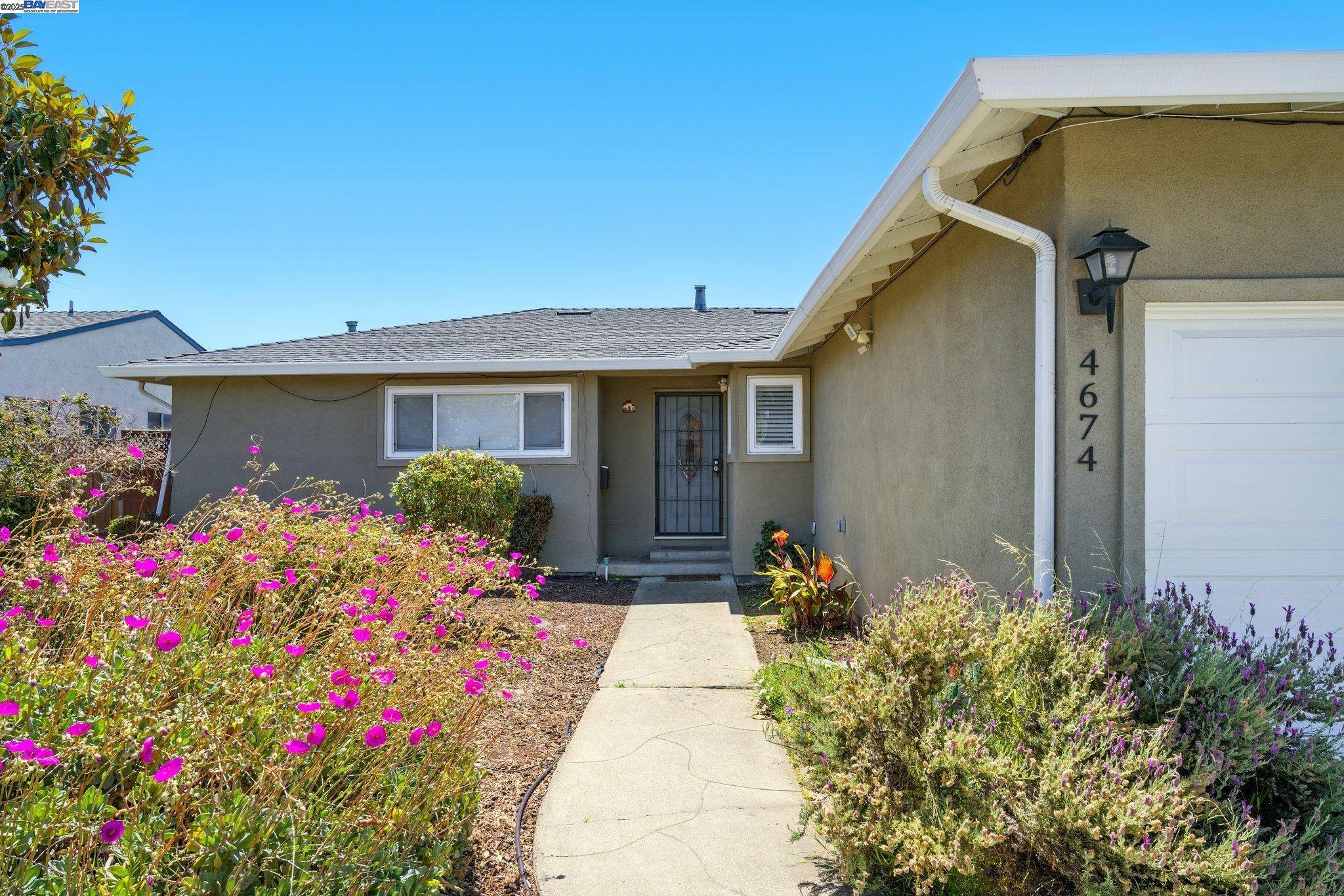 Fremont, CA 94536,4674 Cambio Ct