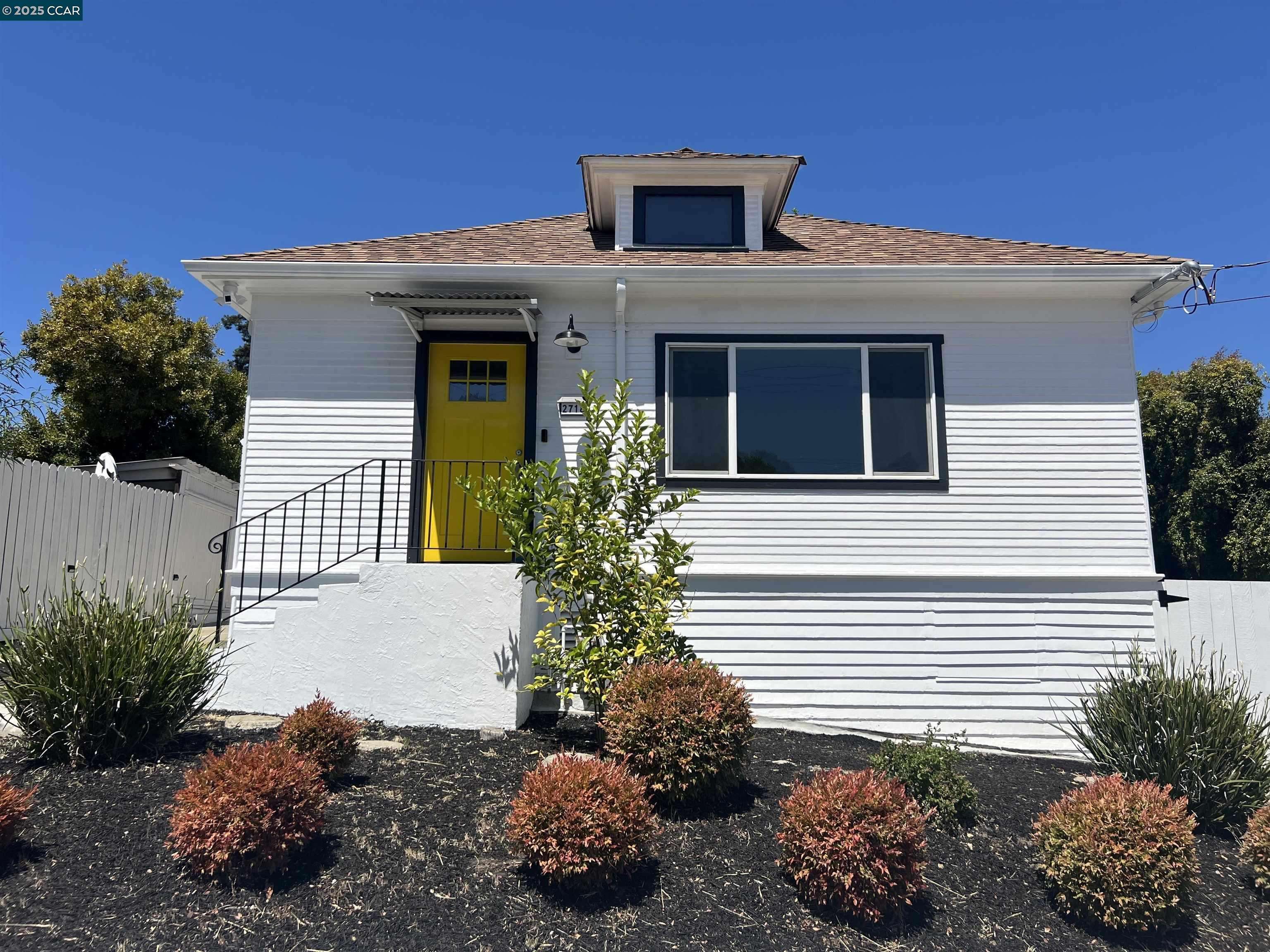 Oakland, CA 94602,2718 Carmel St