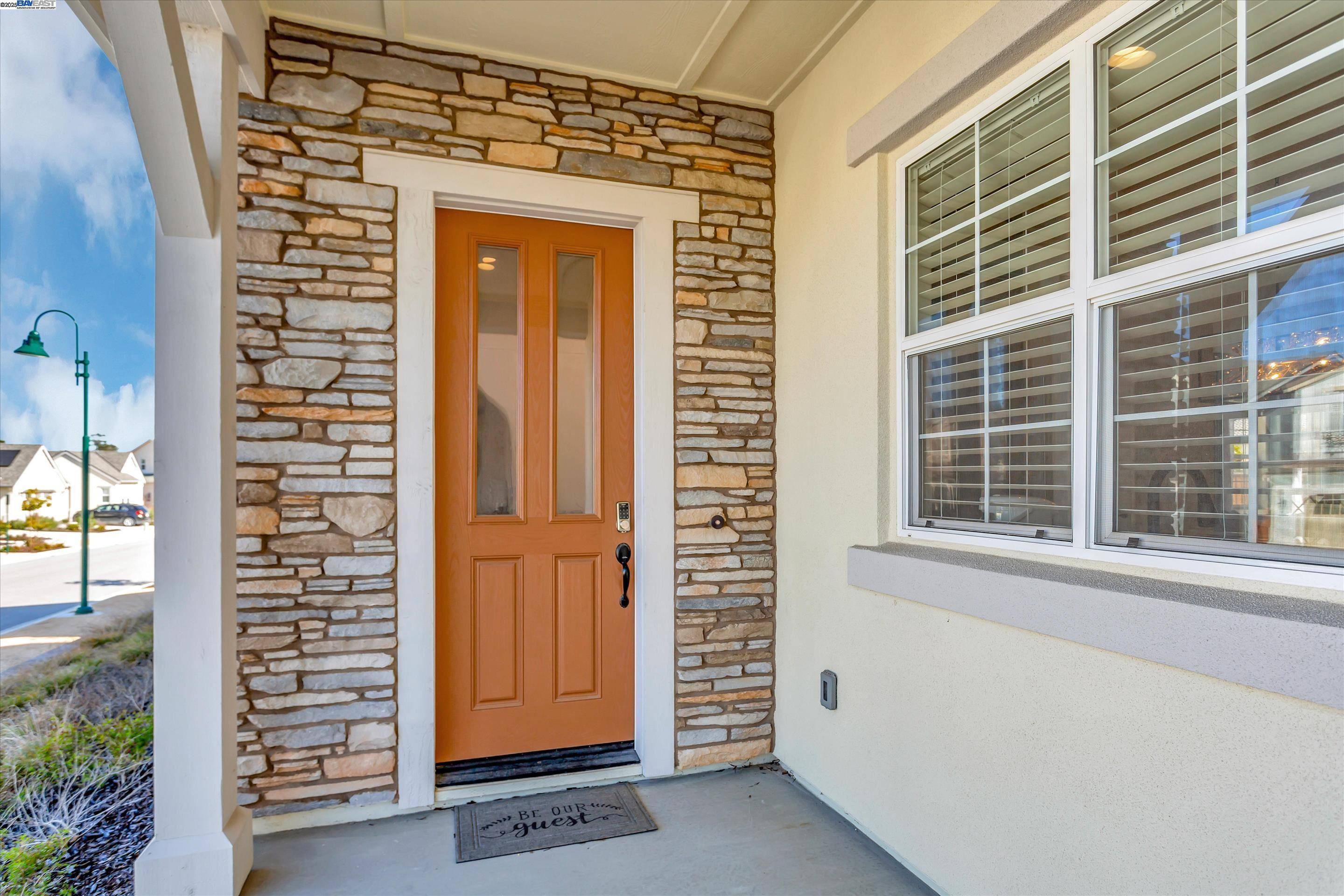 Marina, CA 93933,3010 Arido Way