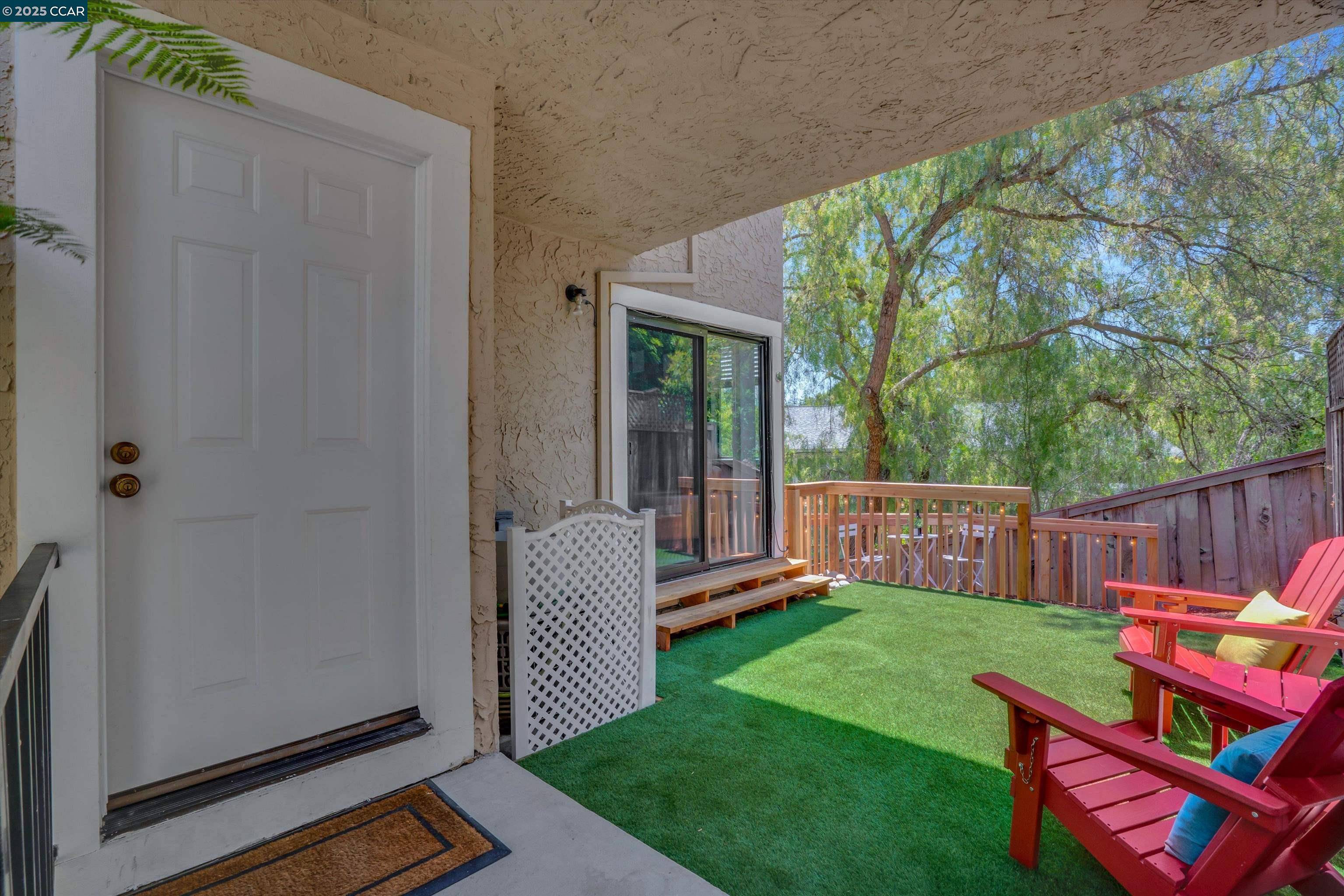 Martinez, CA 94553,2105 Lost Lake Pl