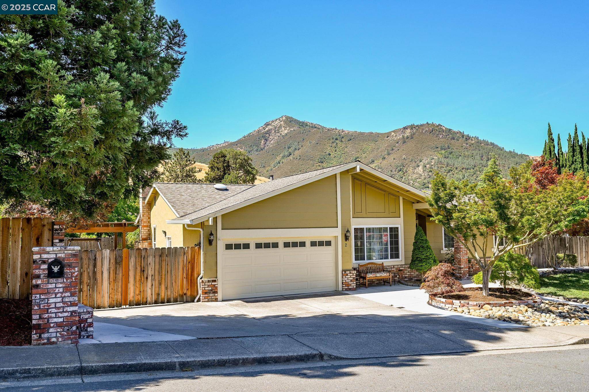 Clayton, CA 94517,2 Rialto Dr