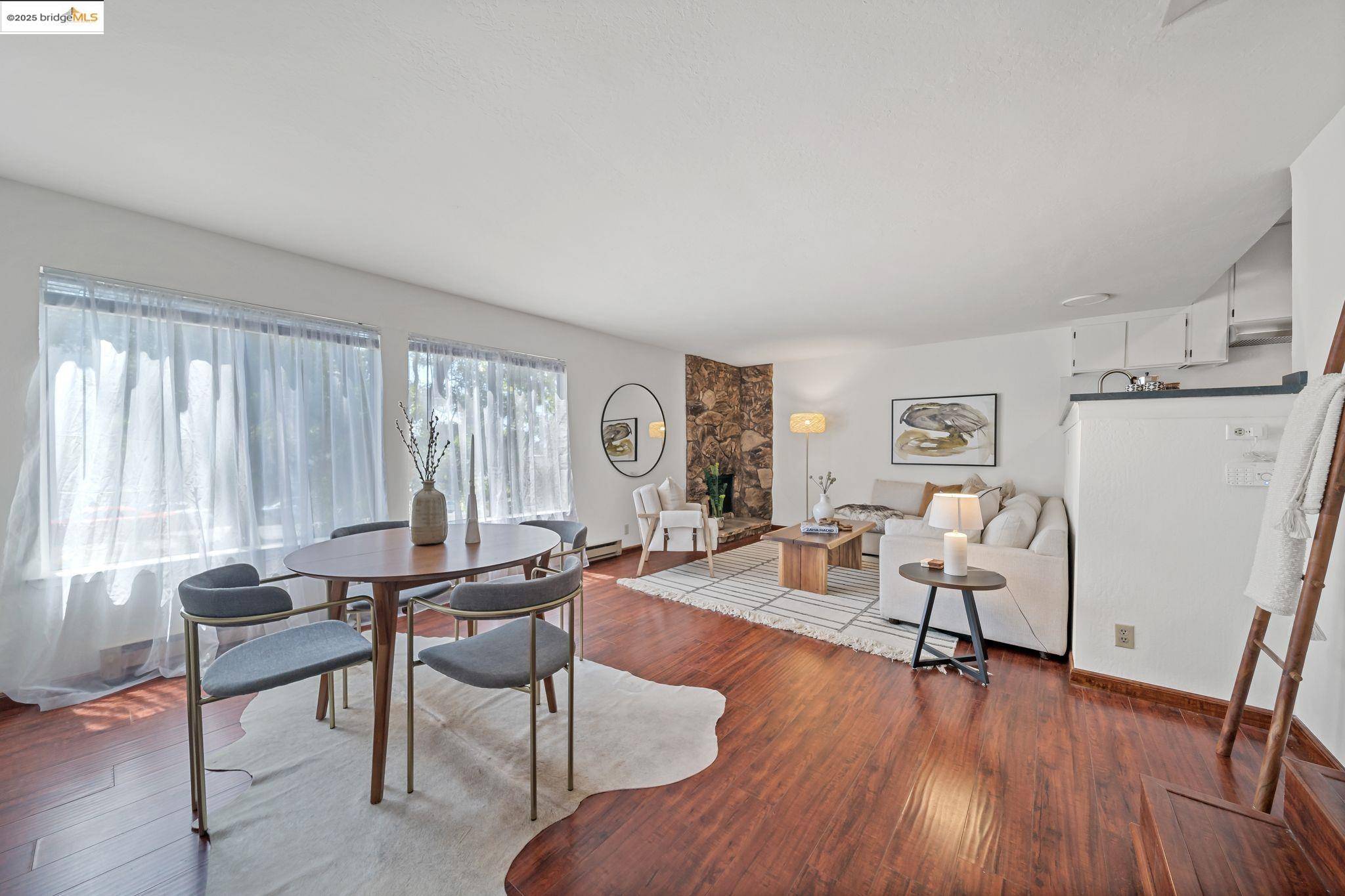 Oakland, CA 94619,3501 35Th Ave #2
