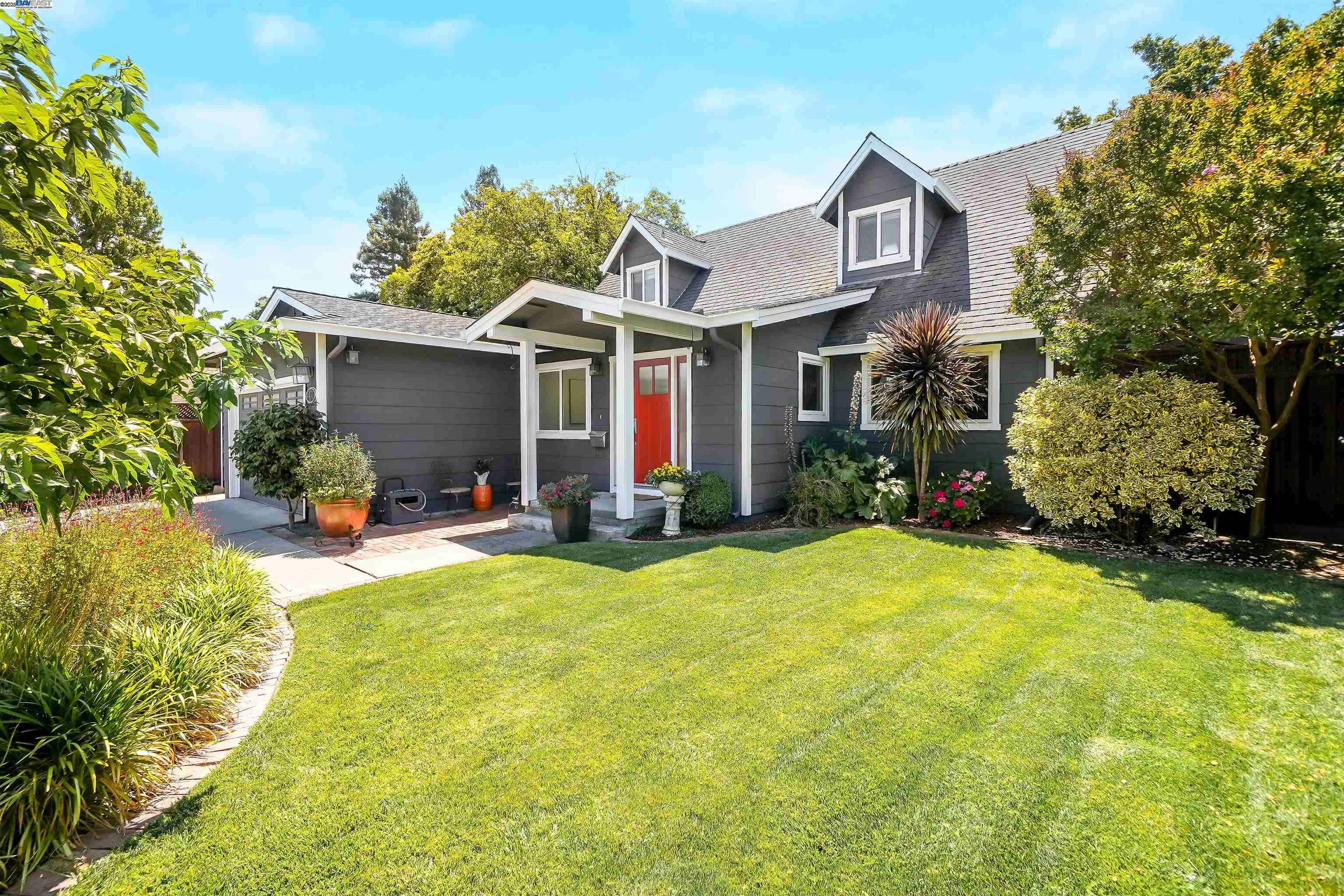Pleasanton, CA 94588,4400 Sandalwood Dr