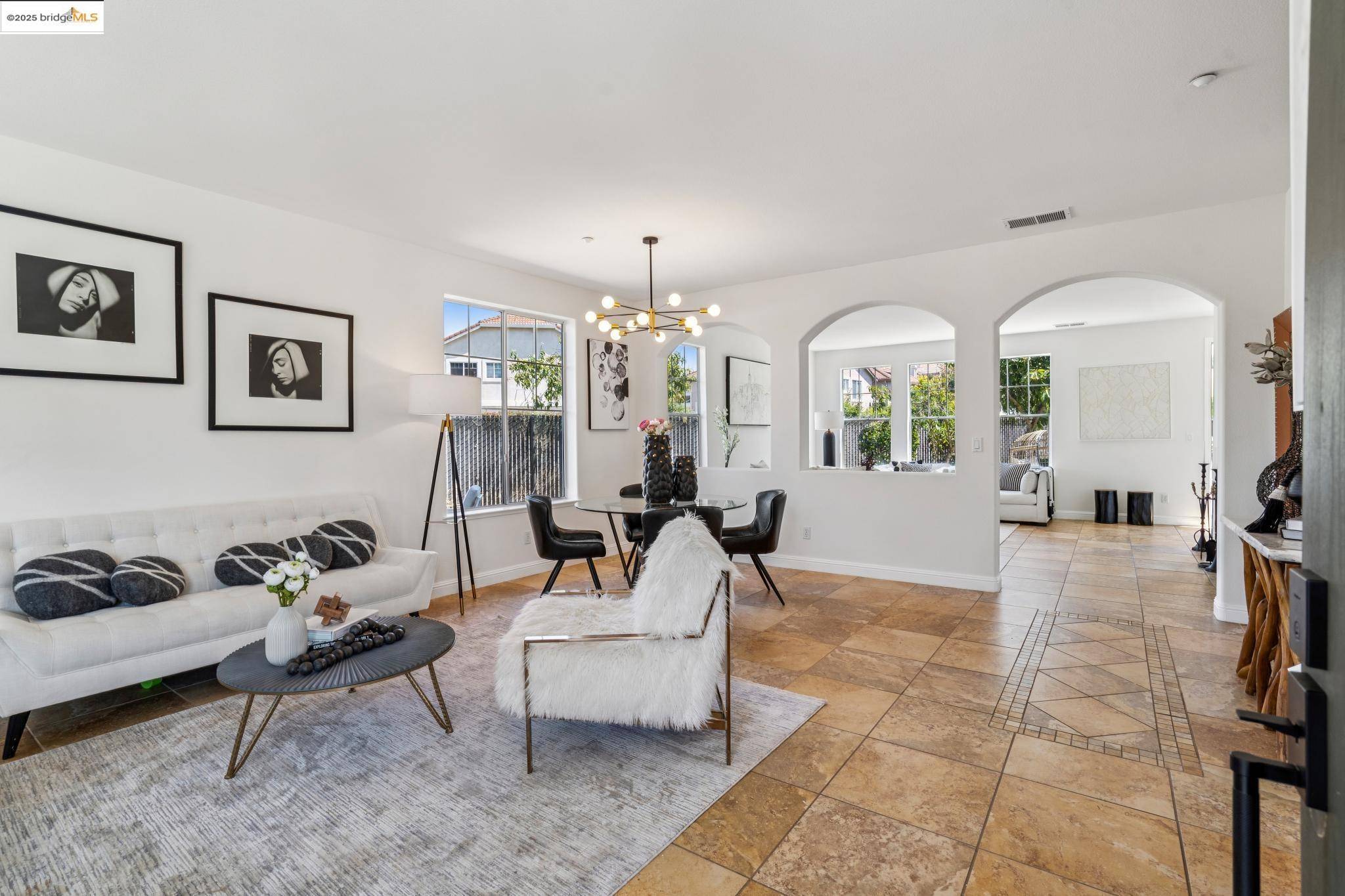 Fremont, CA 94536,35180 Mount Whitney Ter
