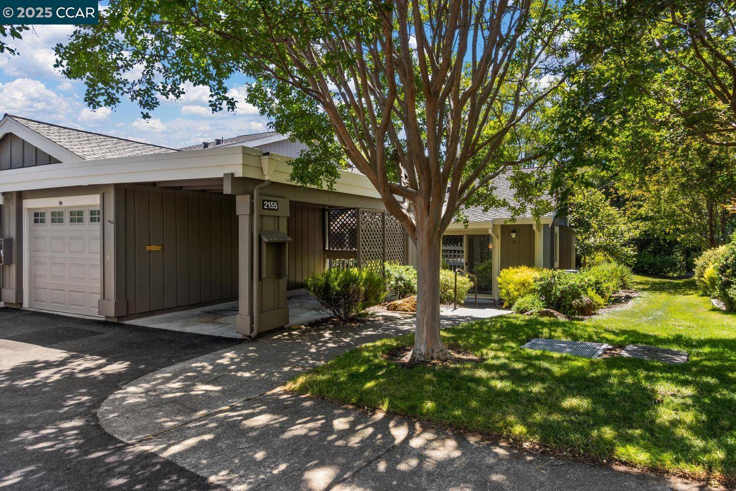 Walnut Creek, CA 94595,2155 Cactus Ct #6