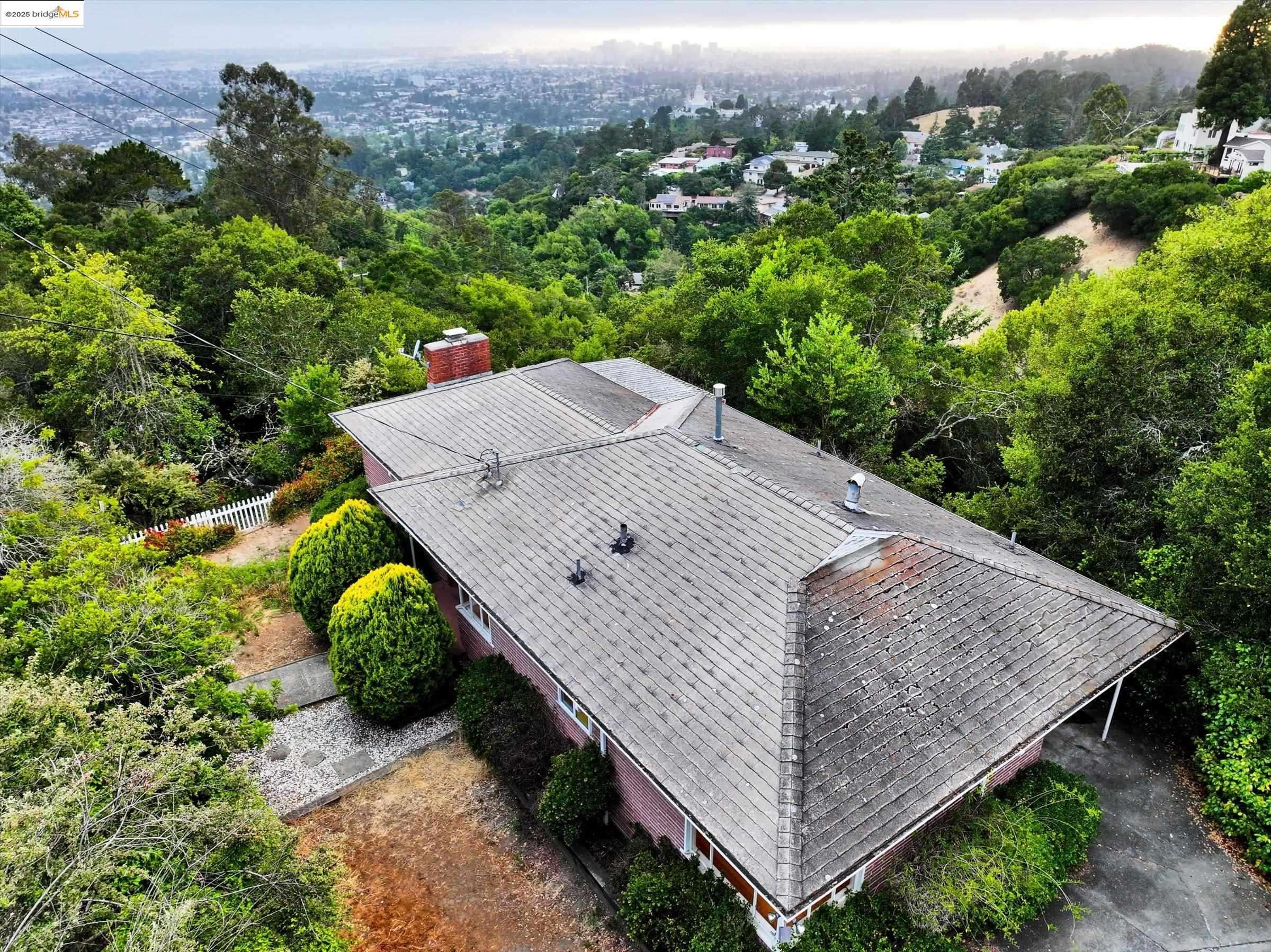 Oakland, CA 94602,3303 Rubin Dr