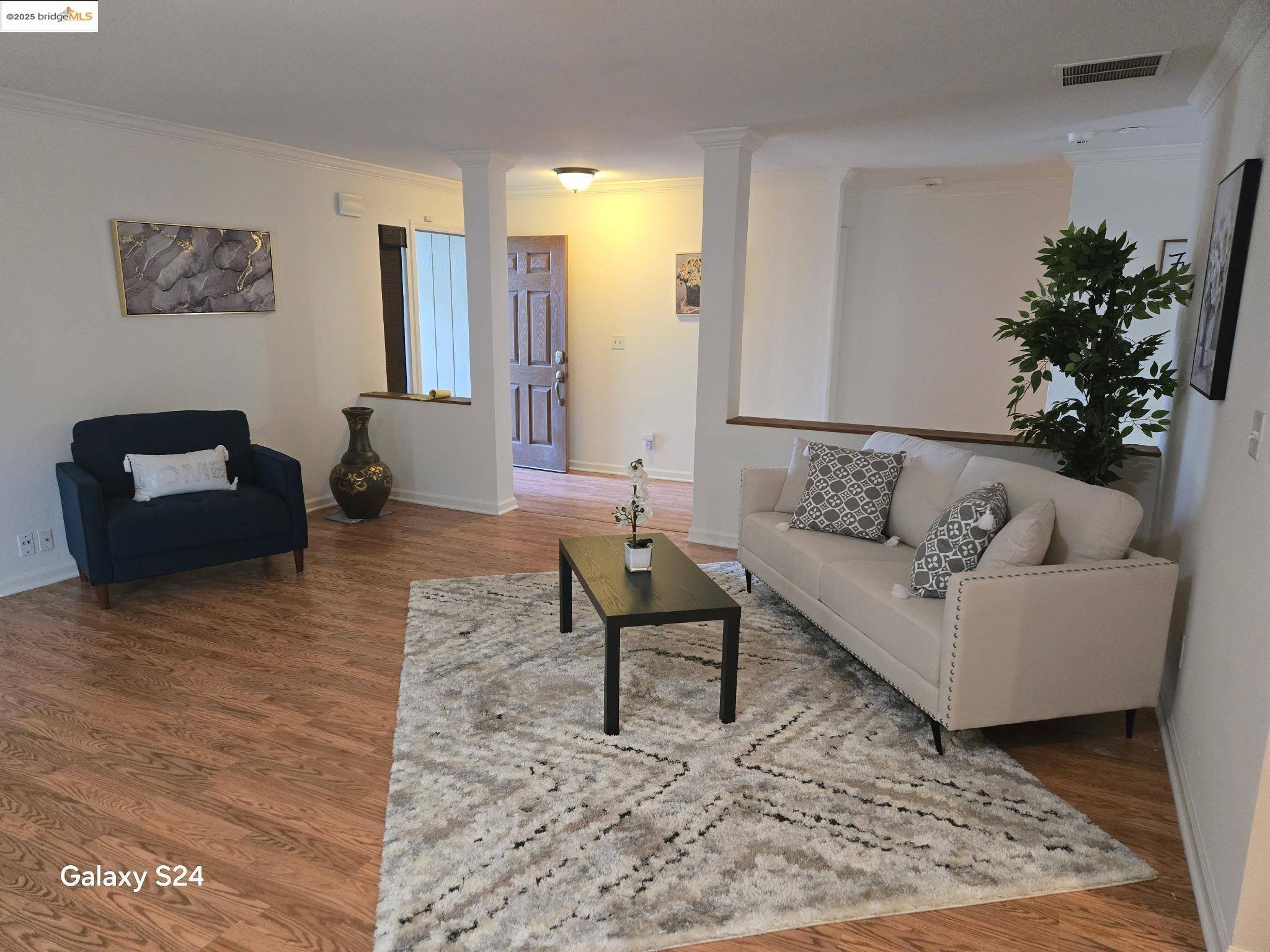 Stockton, CA 95209,1006 Shadow Creek Dr