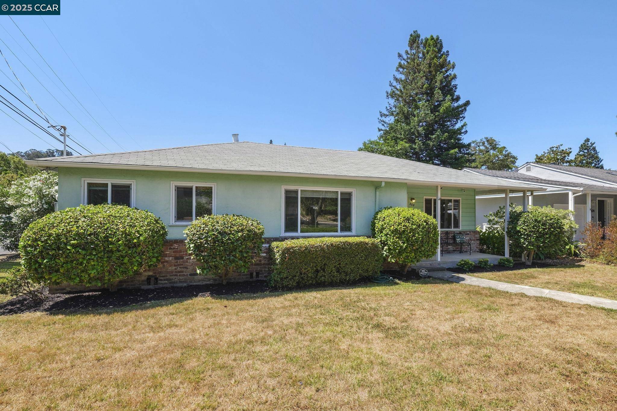 Lafayette, CA 94595,884 Juanita Dr