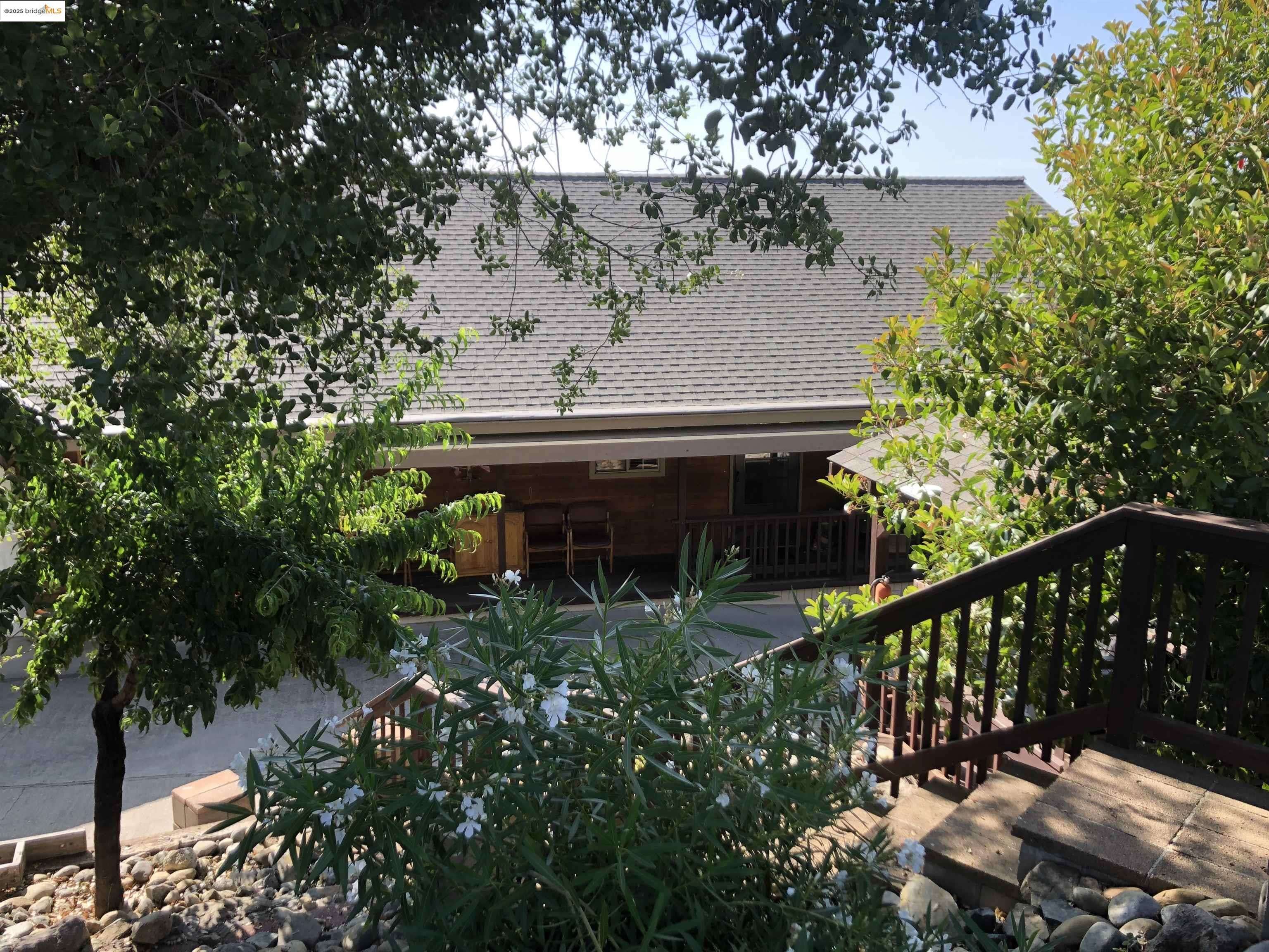 Soulsbyville, CA 95372,21239 Pokie Dr.