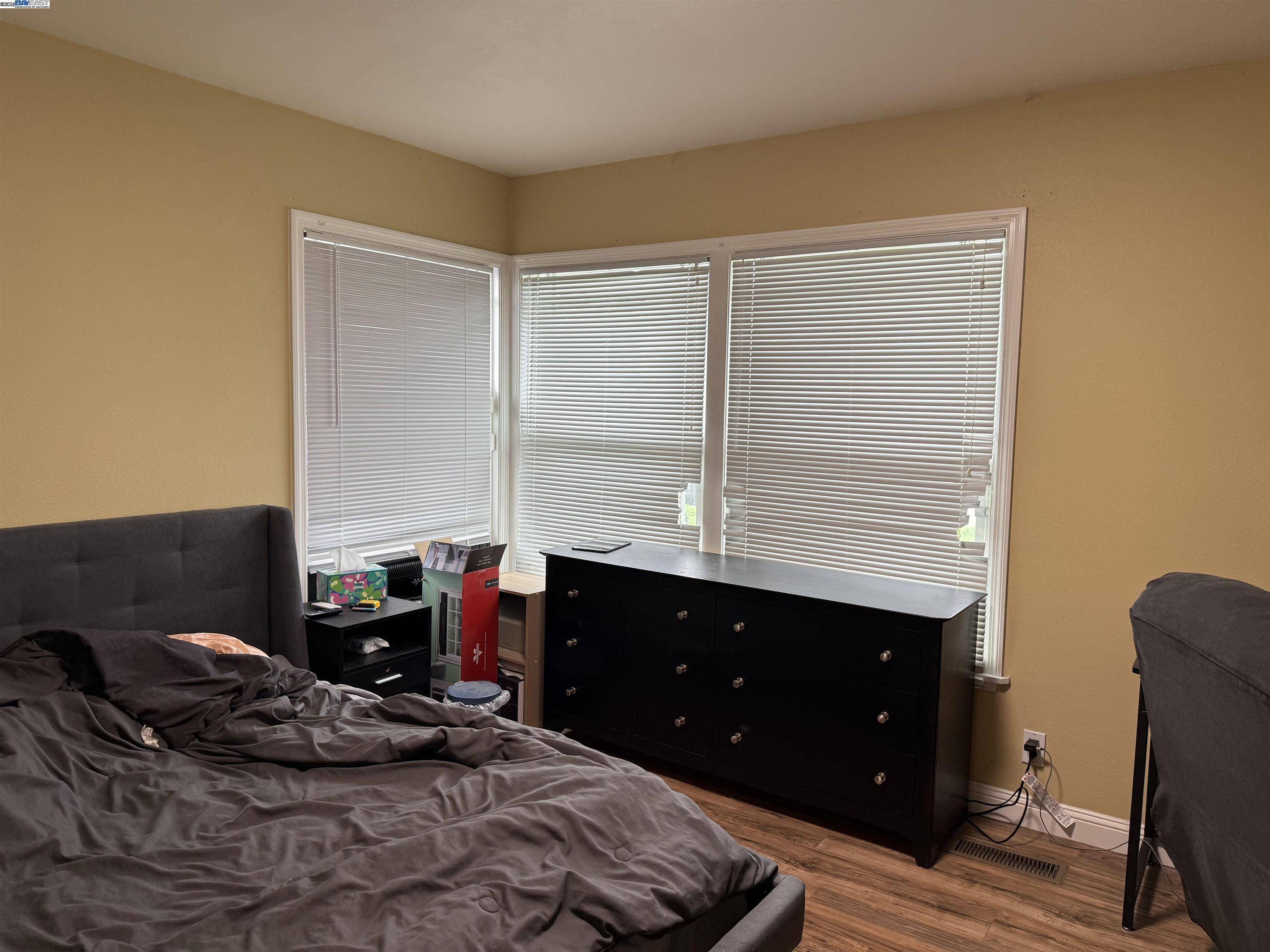 San Leandro, CA 94578,14955 Lark St