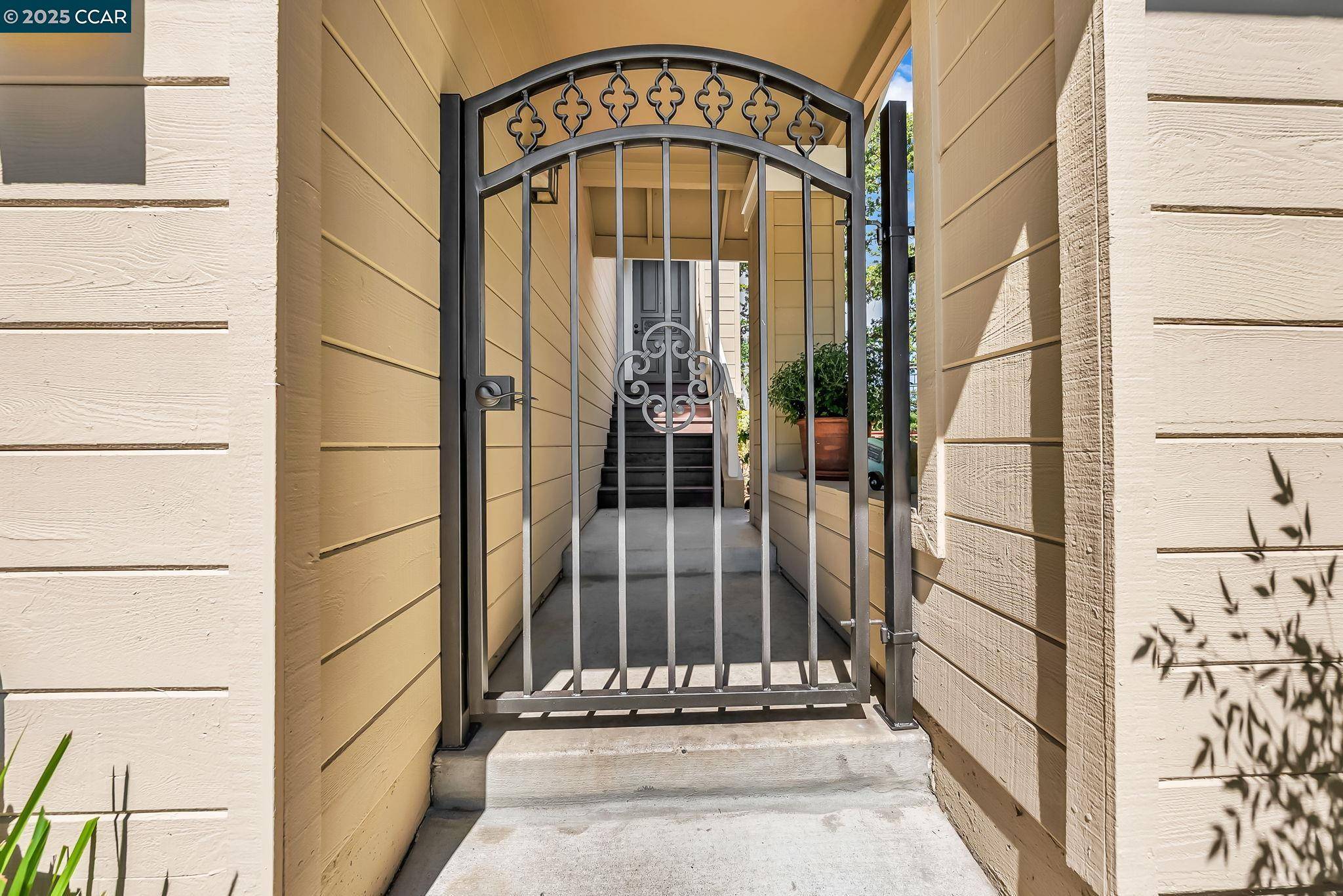 Danville, CA 94526,1618 Brush Creek Place