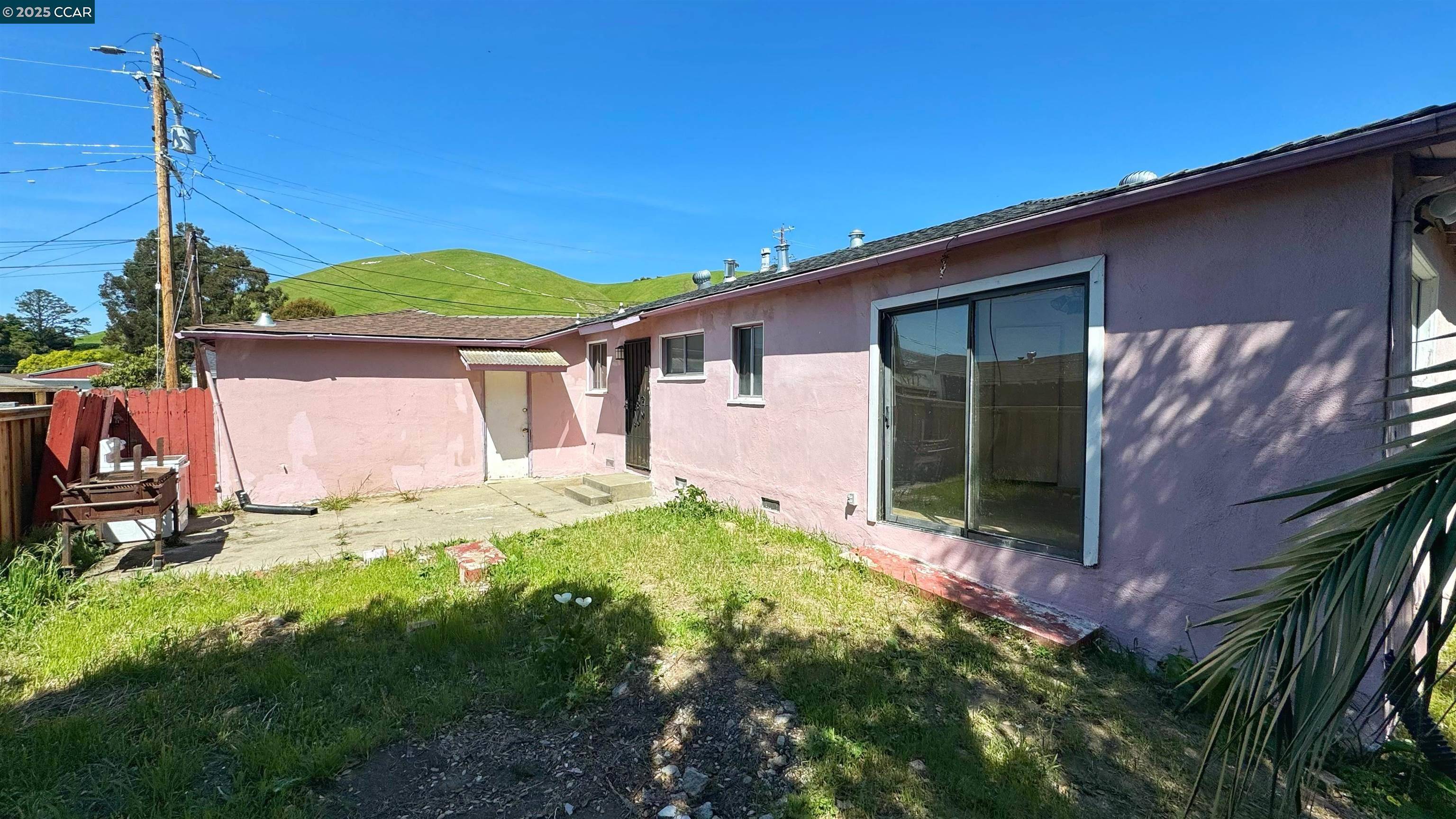 Pinole, CA 94564,2464 Alamo St