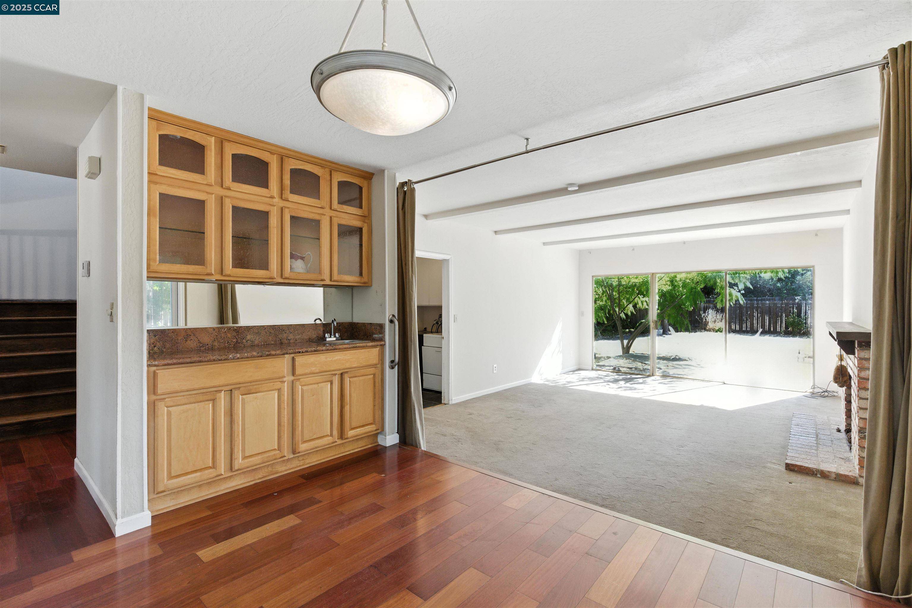 Walnut Creek, CA 94598,944 Natchez Ct