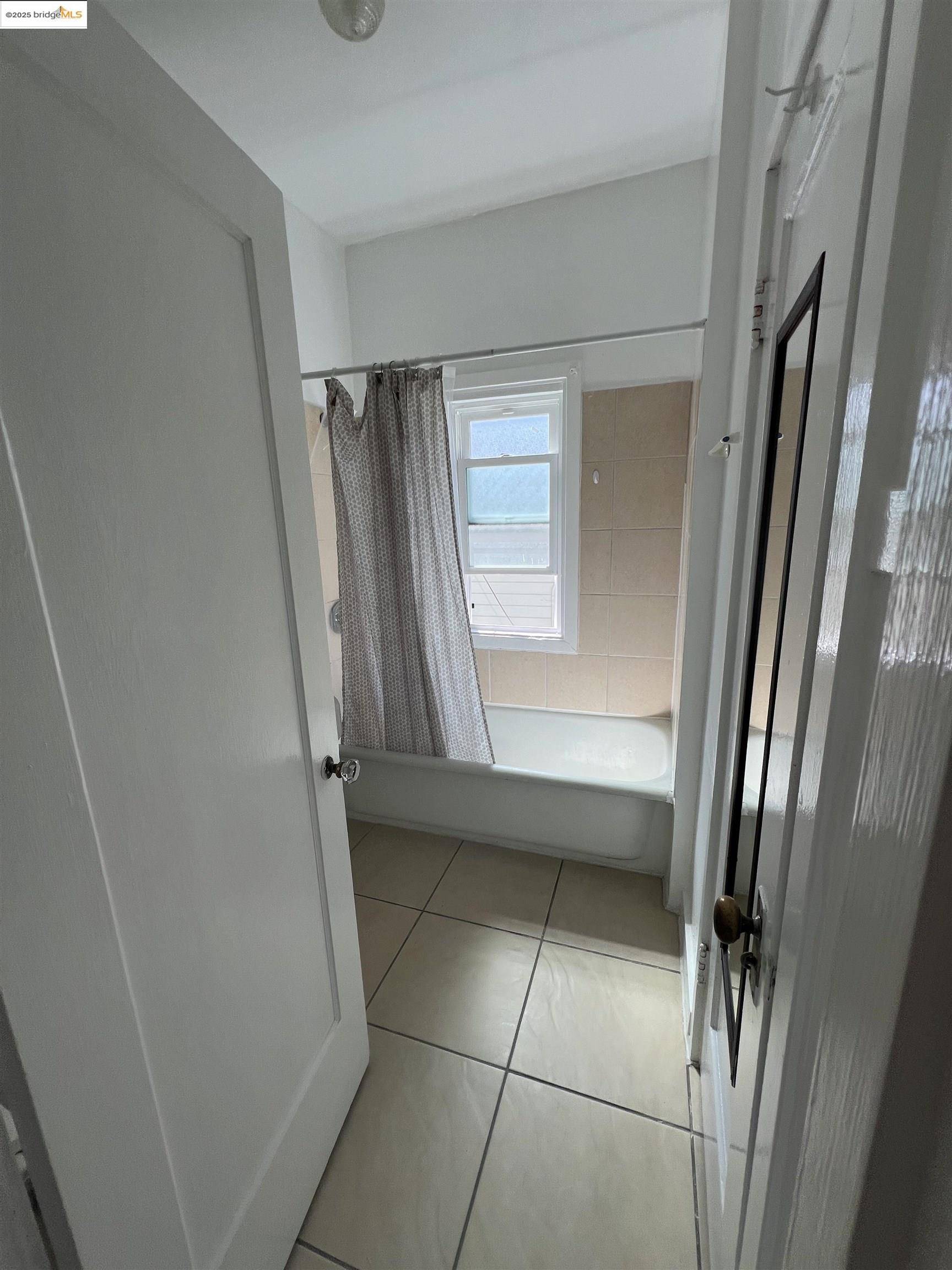 Berkeley, CA 94704,1914 CHANNING WAY ##6