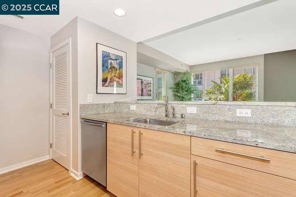 Walnut Creek, CA 94596,1655 N California Blvd #259